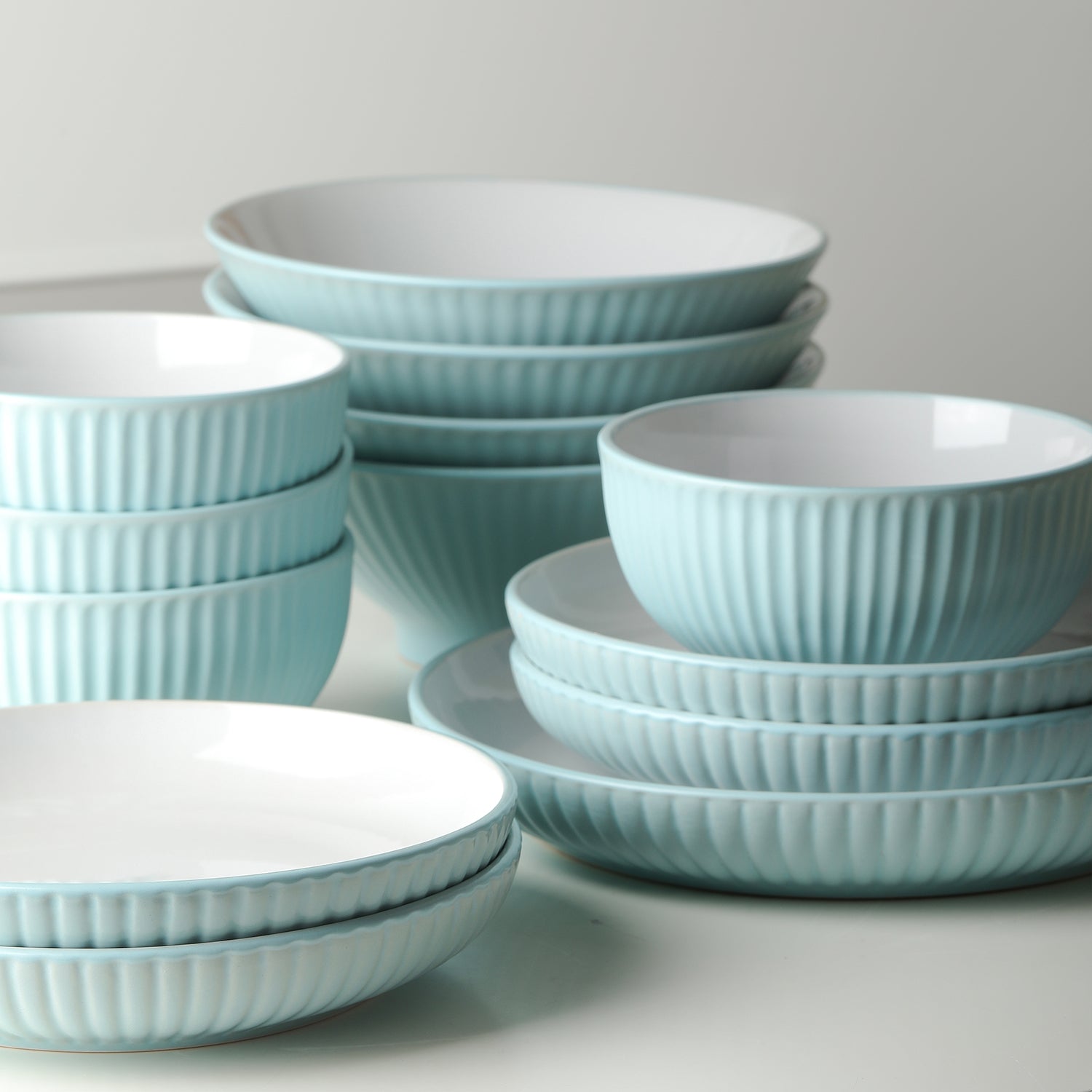 Lustra Stoneware Dinnerware Set - Teal