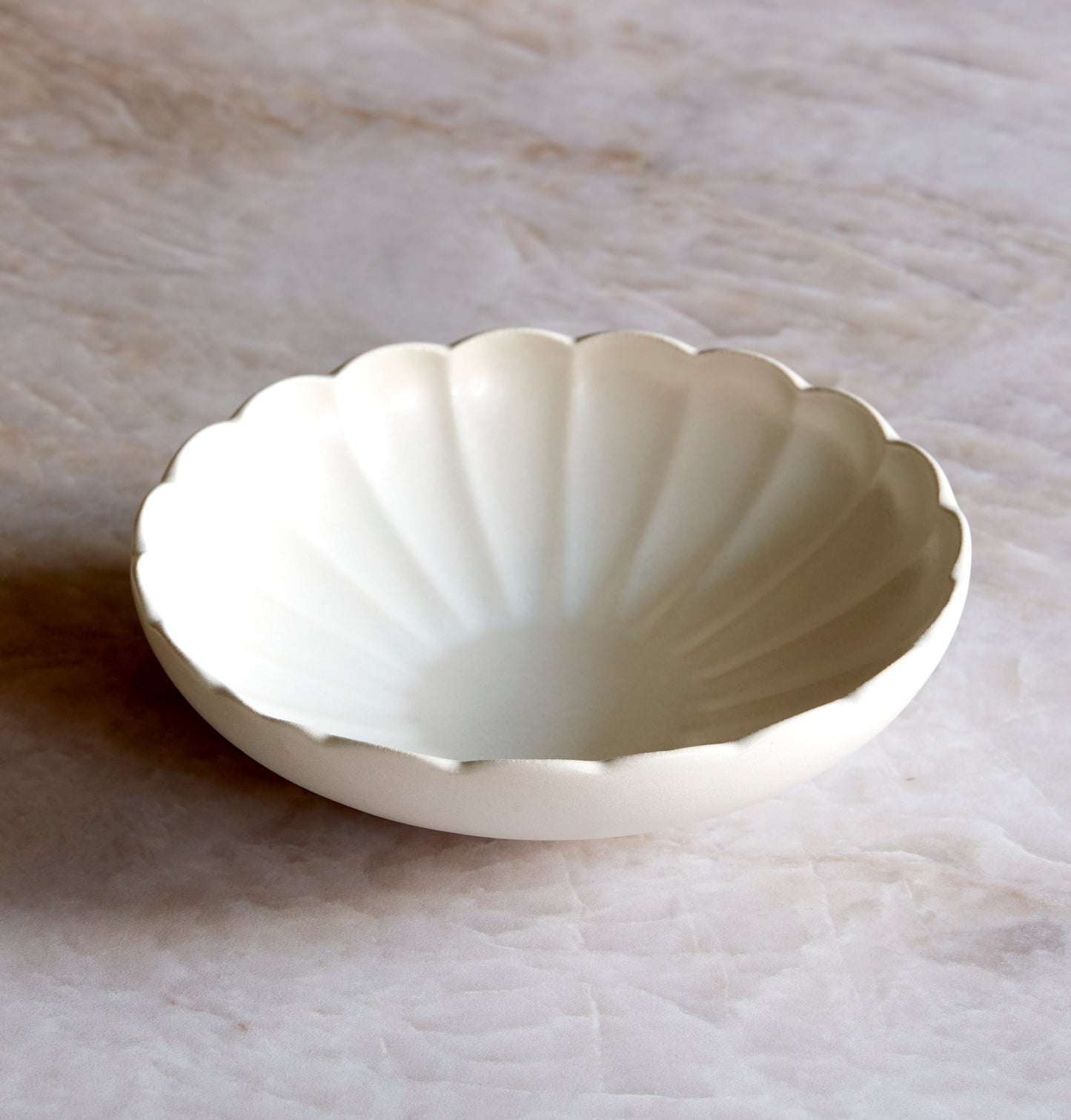 Dhalia Stoneware Dinnerware Set - White