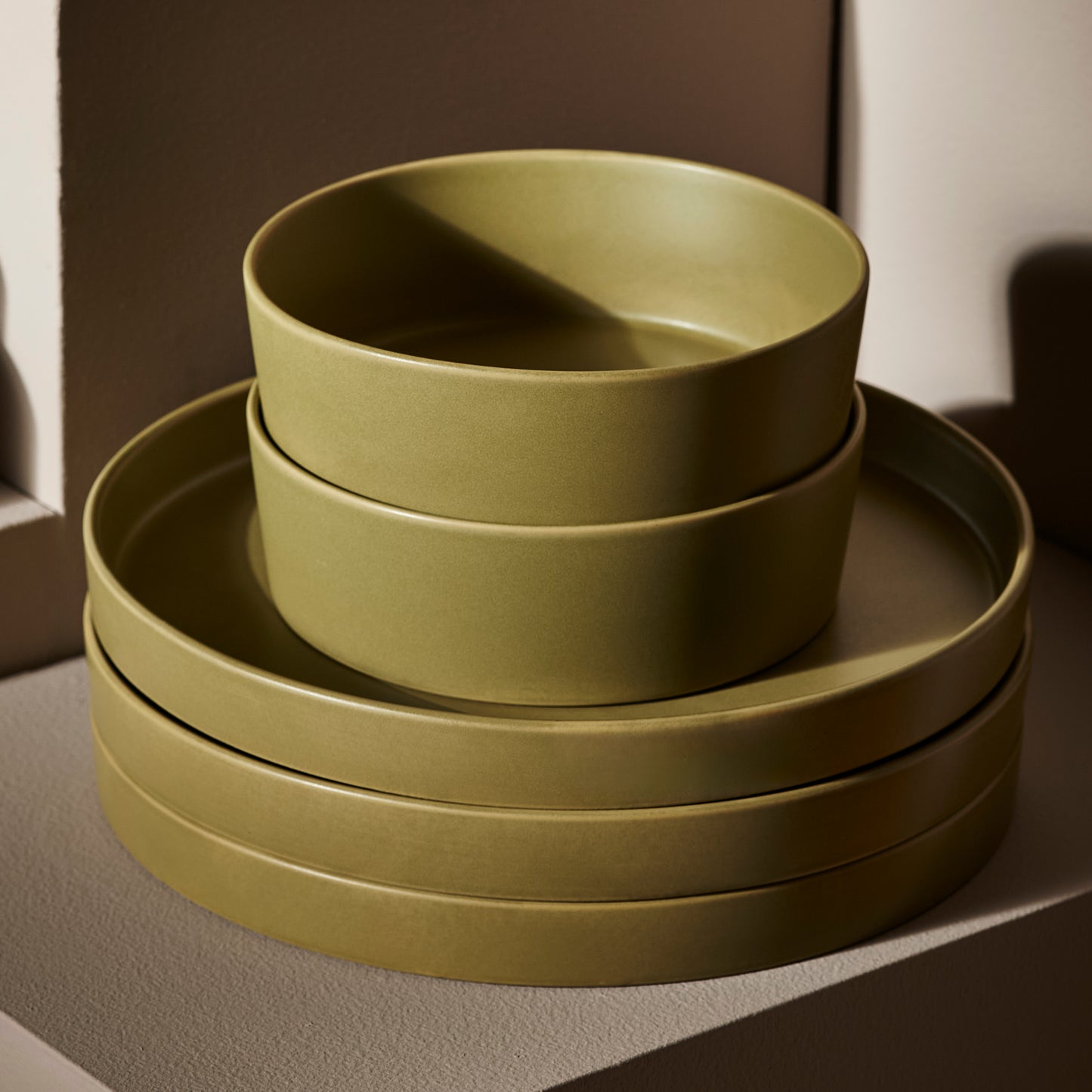 Modan Stoneware Dinnerware Set - Green