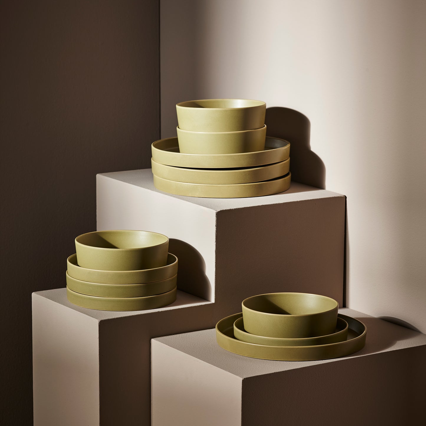 Modan Stoneware Dinnerware Set - Green