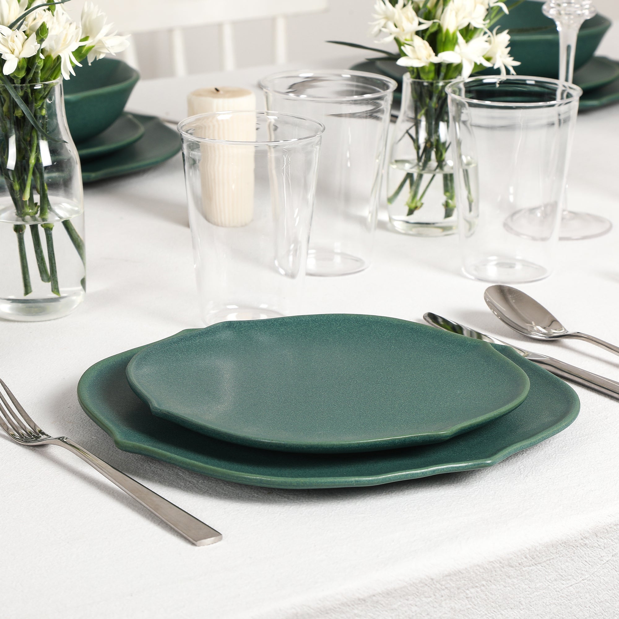 Baskerville Stoneware, Borosilicate Glass Dinnerware Set - Green