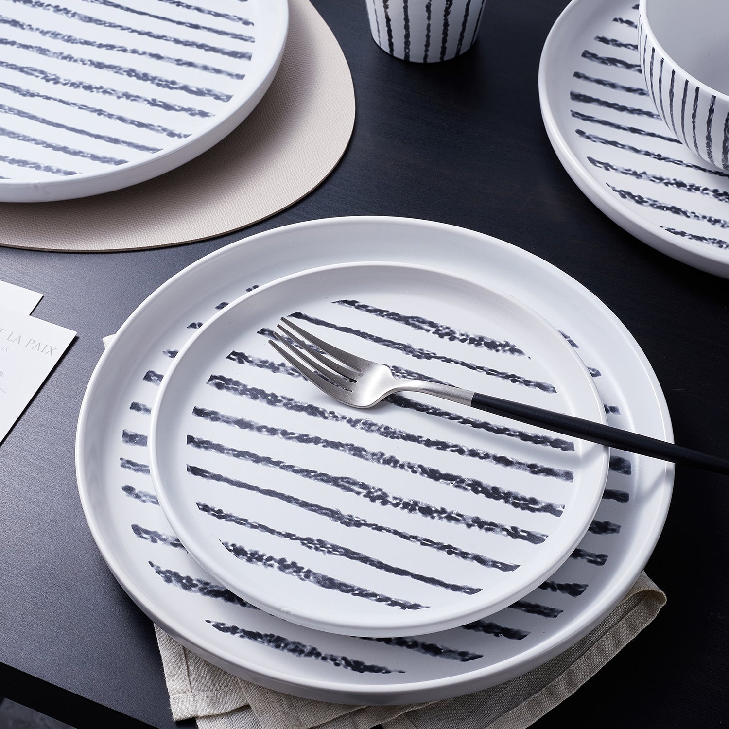 Stone Lain Nova Stoneware Black Dinnerware Set 32-Piece