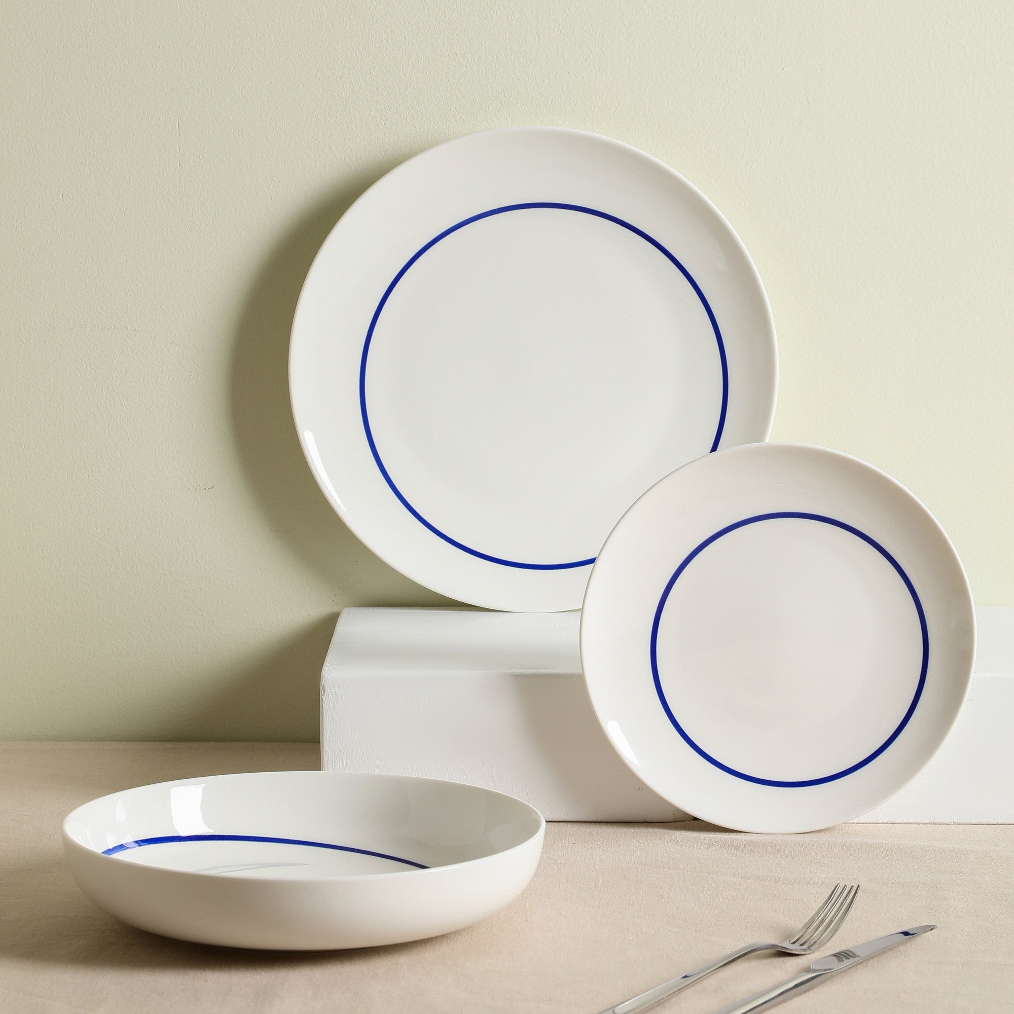 Stone Lain Luna Porcelain Blue Dinnerware Set 24-Piece