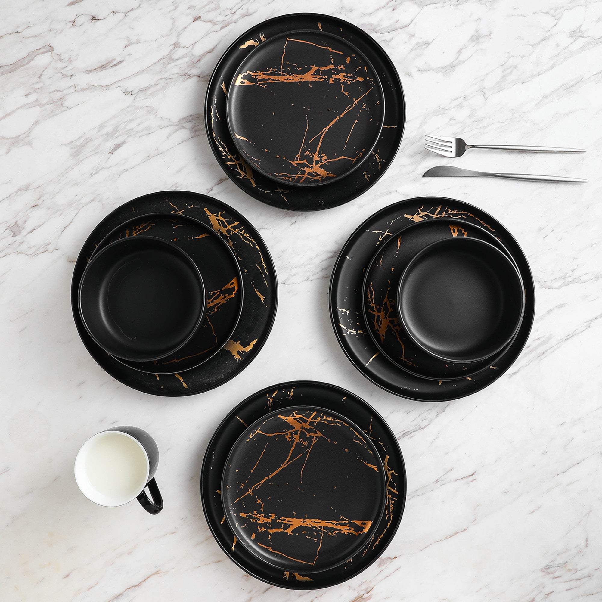 Zora Porcelain Dinnerware Set - Black