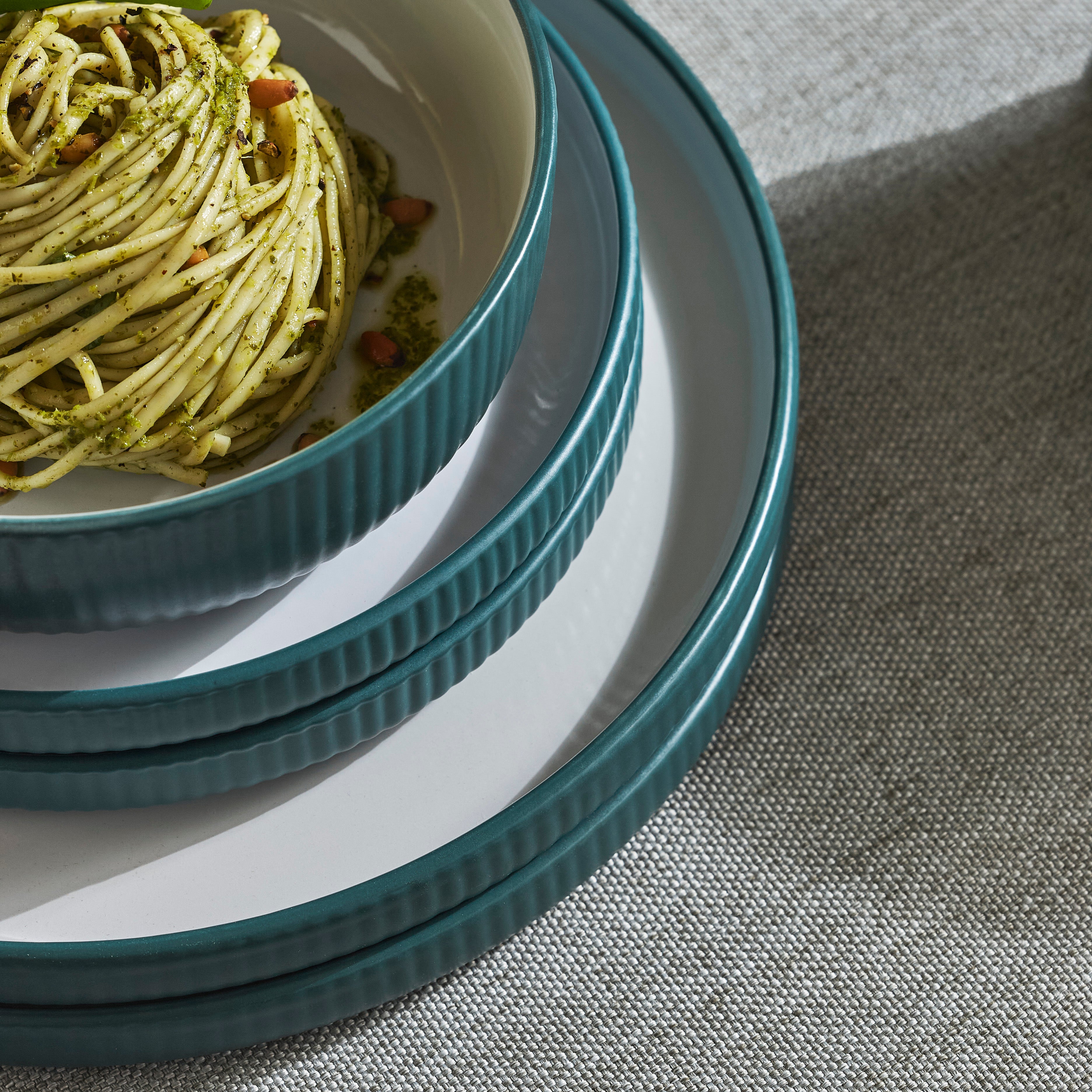 Laro Stoneware Dinnerware Set - Green