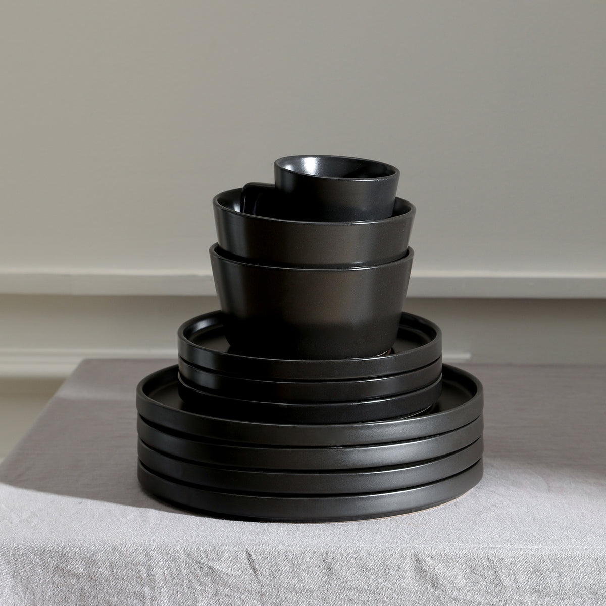 Celina Stoneware Dinnerware Set - Black Matte