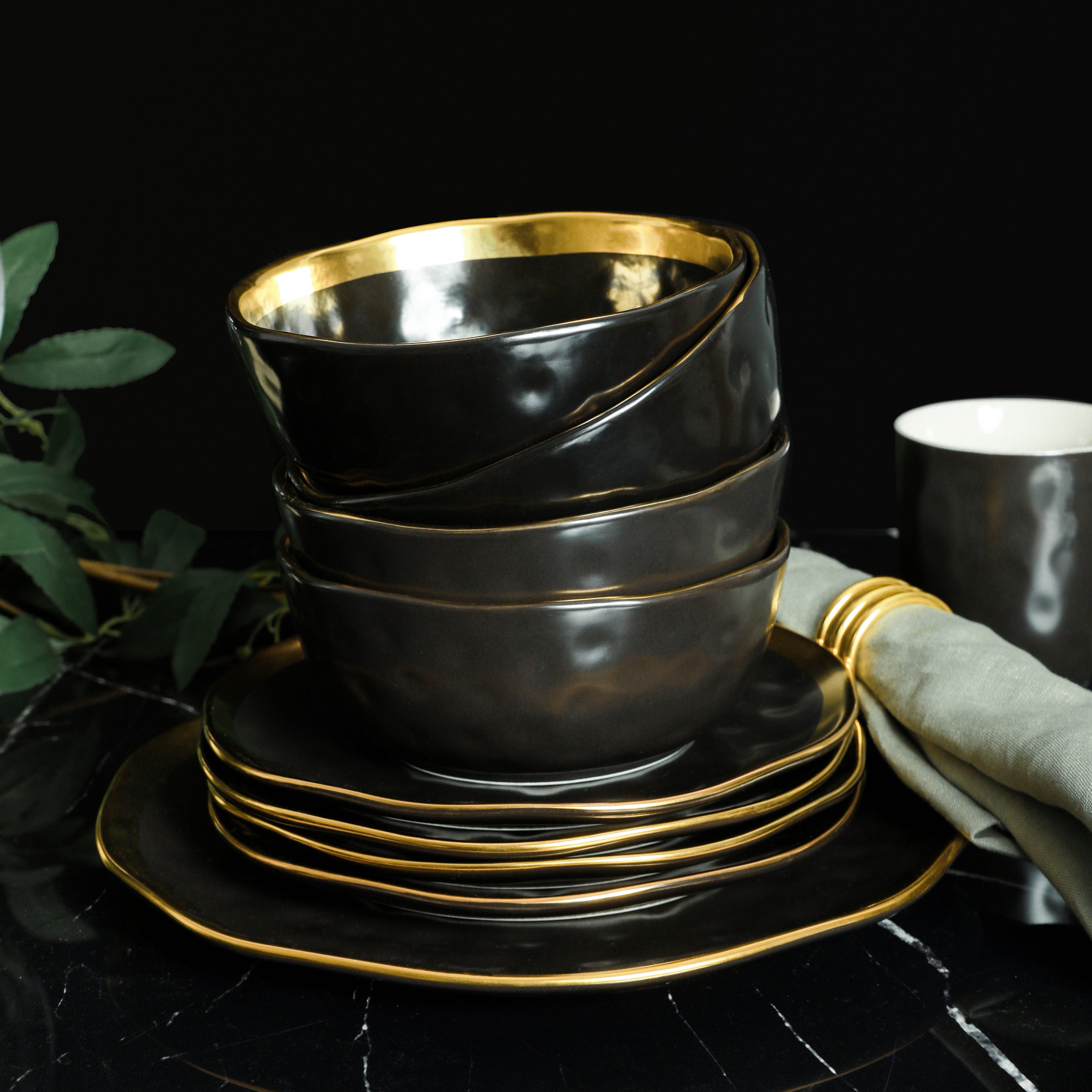 Florian Porcelain Dinnerware Set - Black