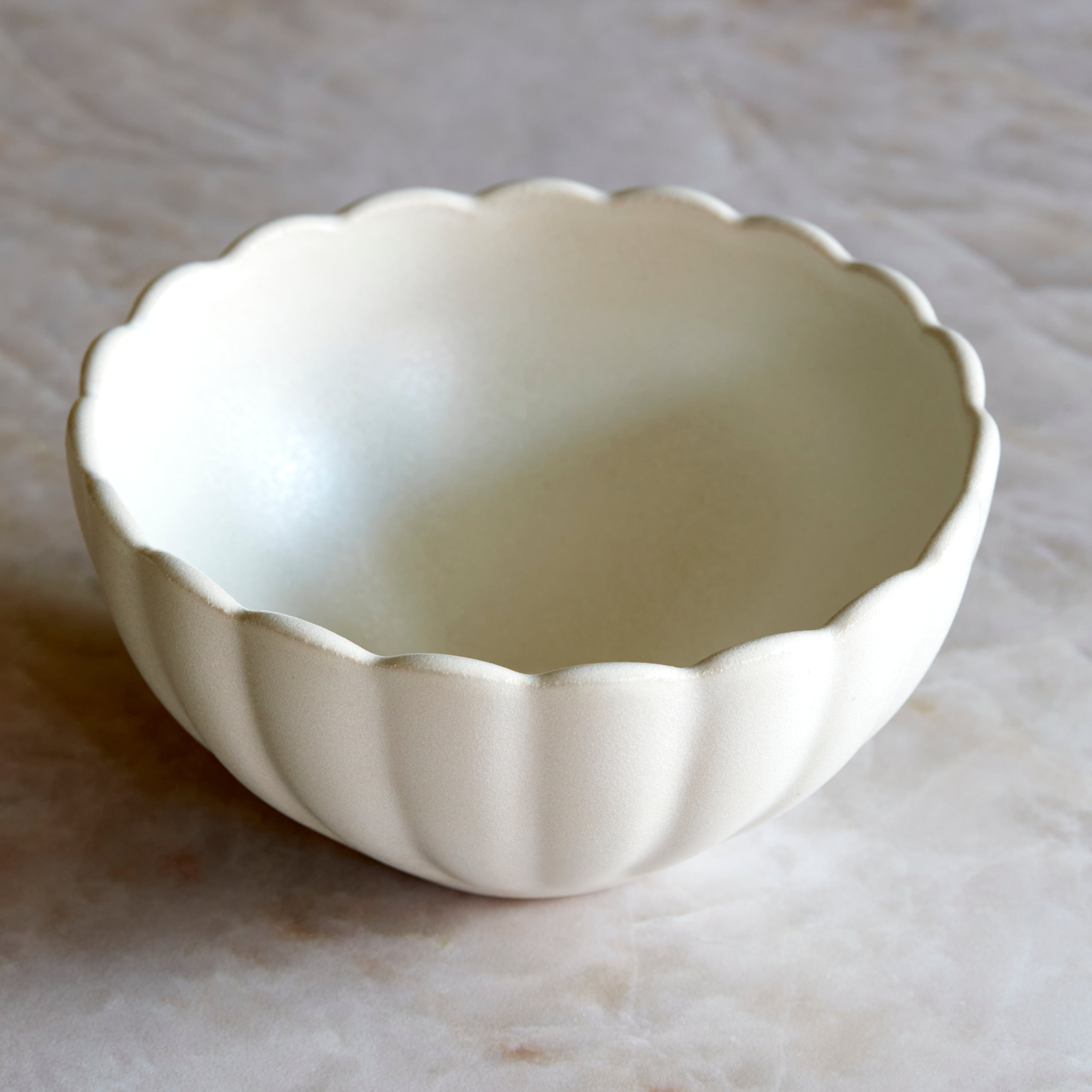 Dhalia Stoneware Dinnerware Set - White