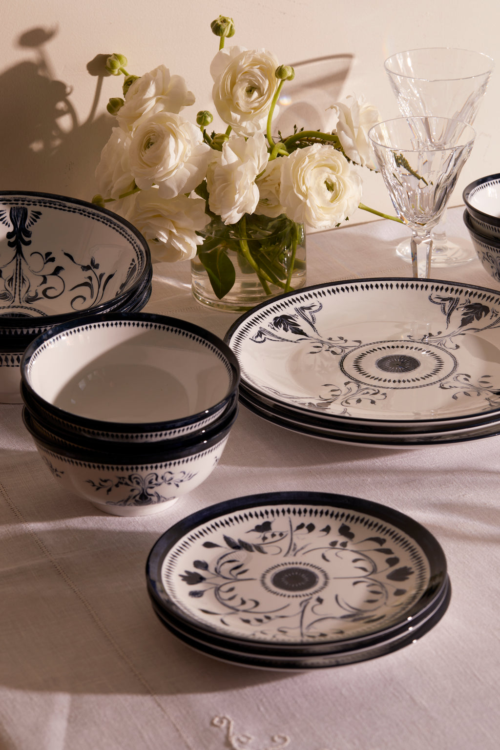 Bruges Porcelain Dinnerware Set - Blue