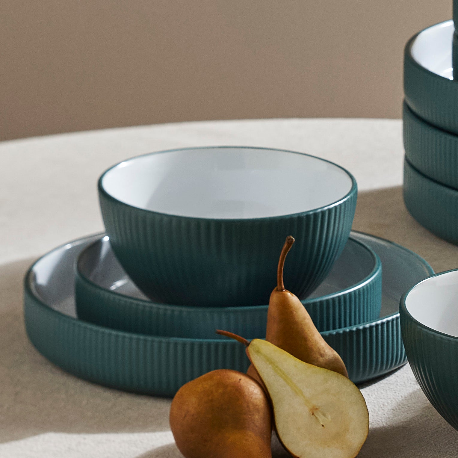 Larosso Stoneware Dinnerware Set - Green/White