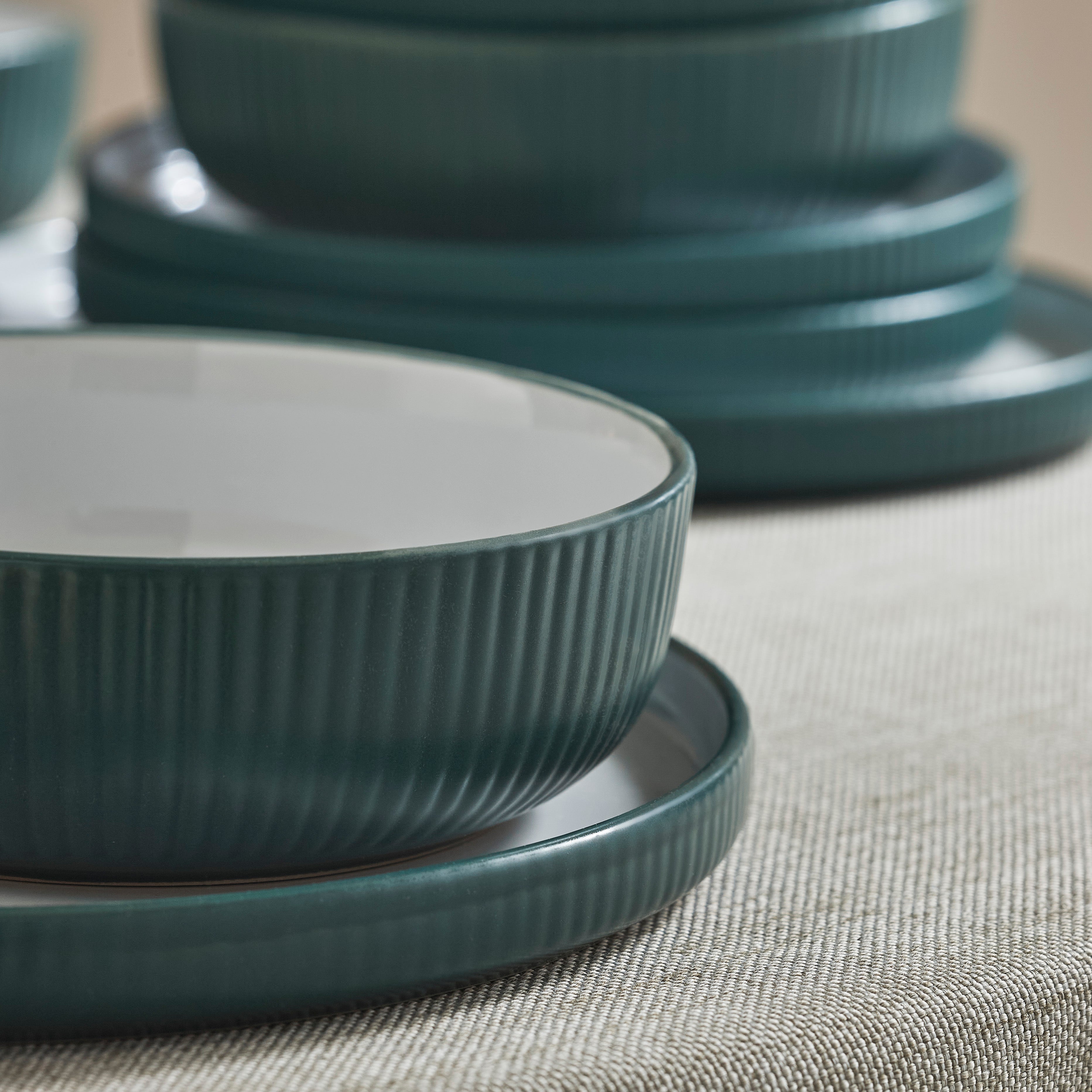 Laro Stoneware Dinnerware Set - Green