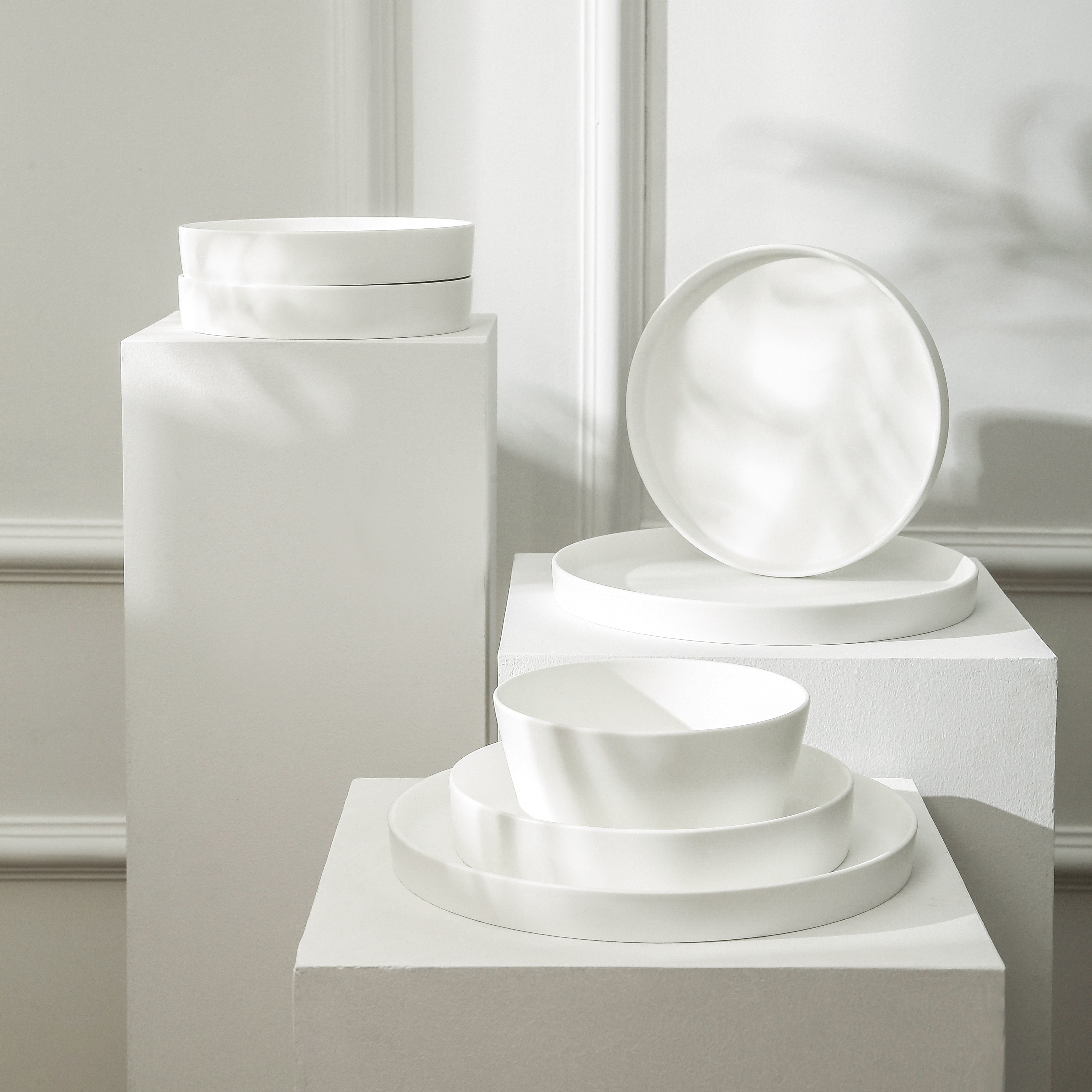 Fosca Bone China Dinnerware Set - Matte White
