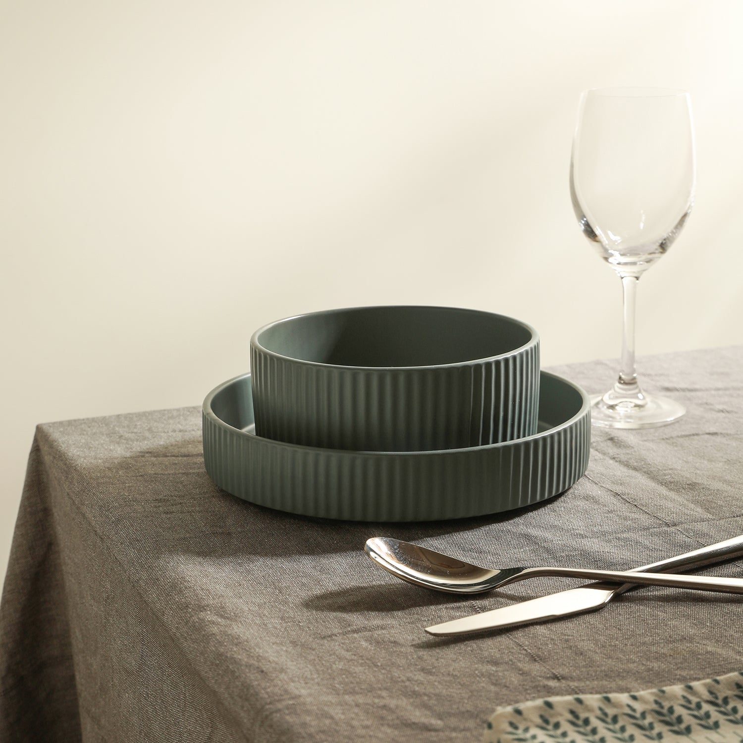 Lusso Stoneware Dinnerware Set - Stone