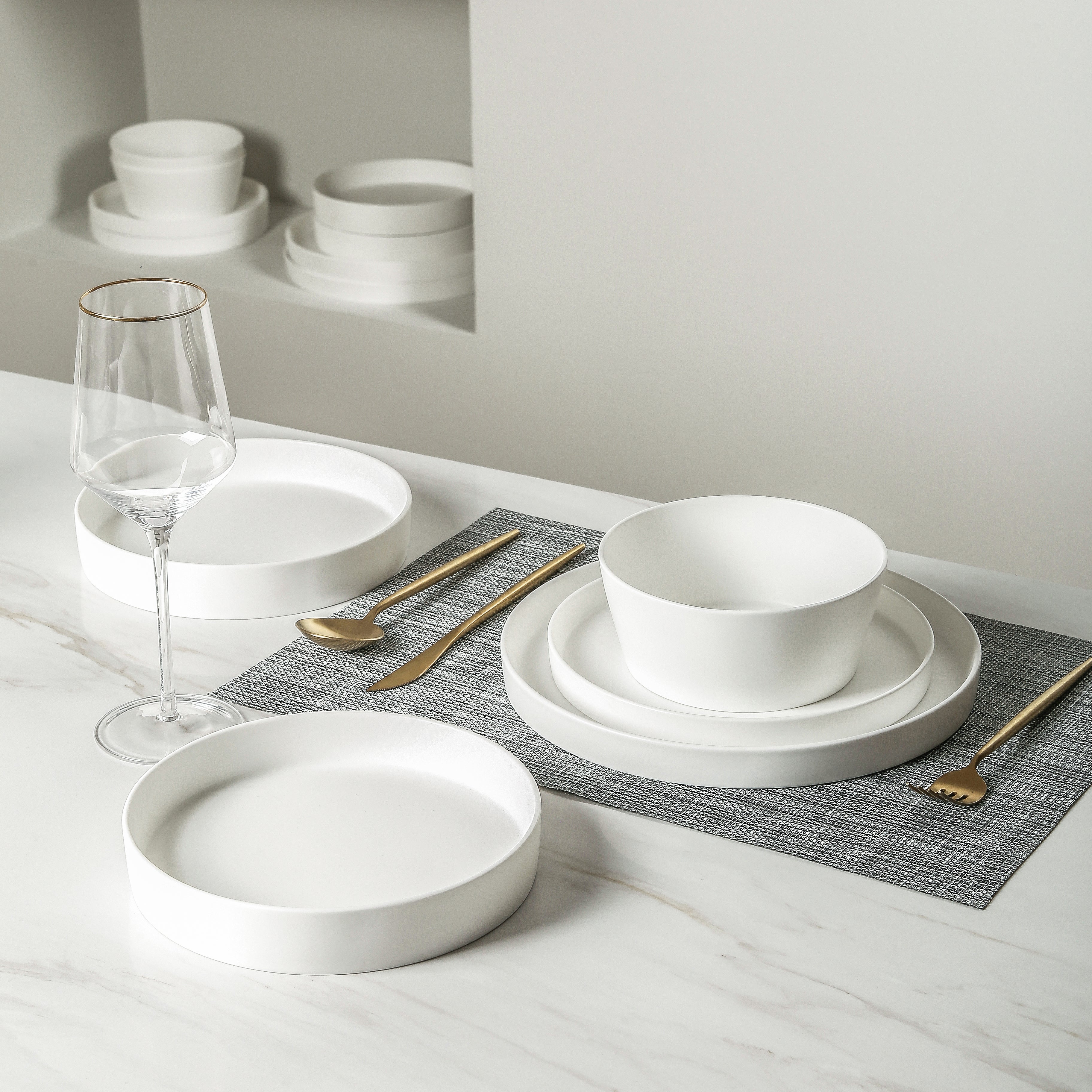 Fosca Bone China Dinnerware Set - Matte White