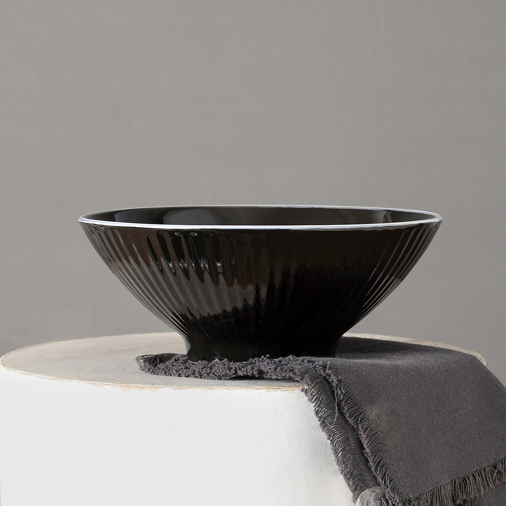 Lustra Stoneware Dinnerware Set - Black