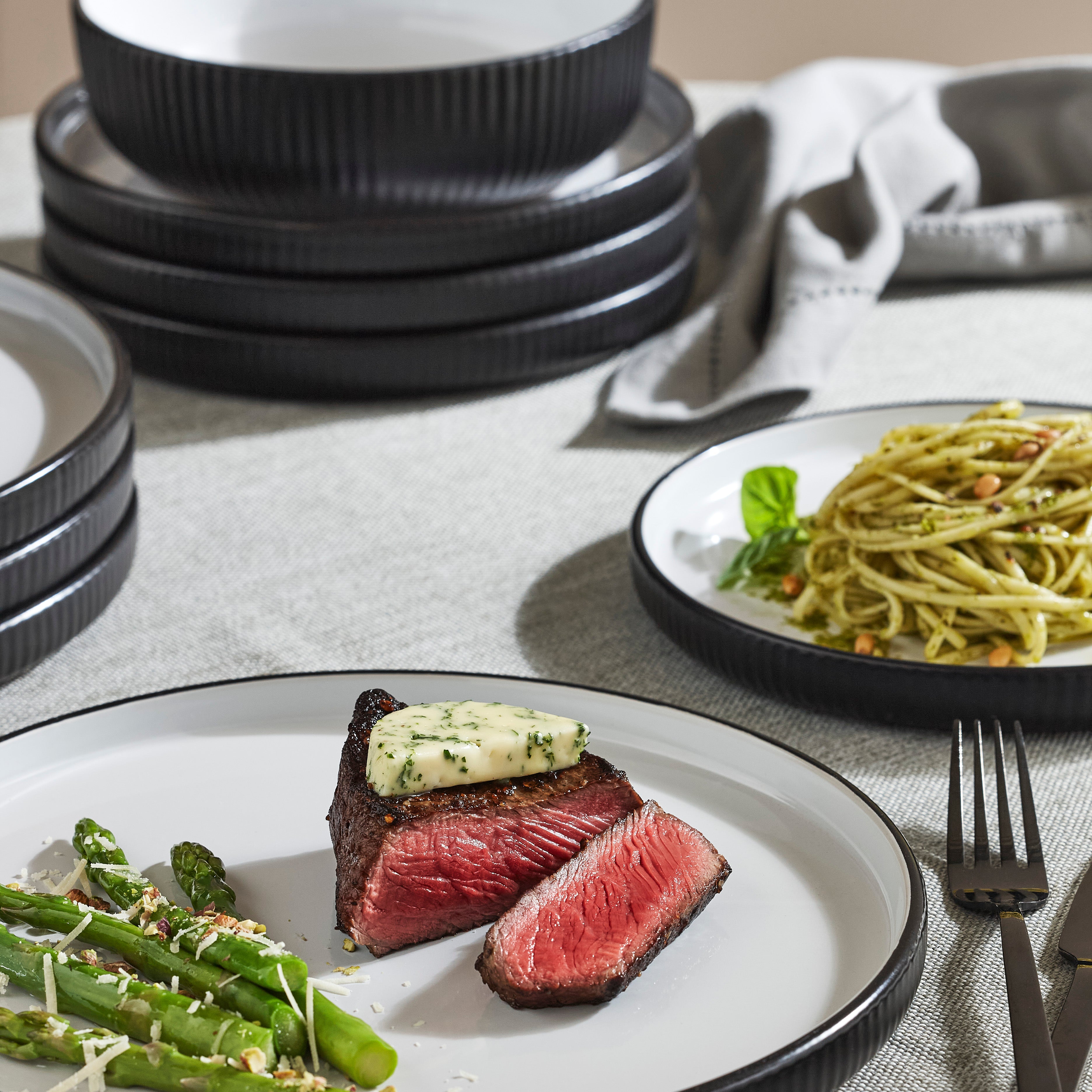 Laro Stoneware Dinnerware Set - Black