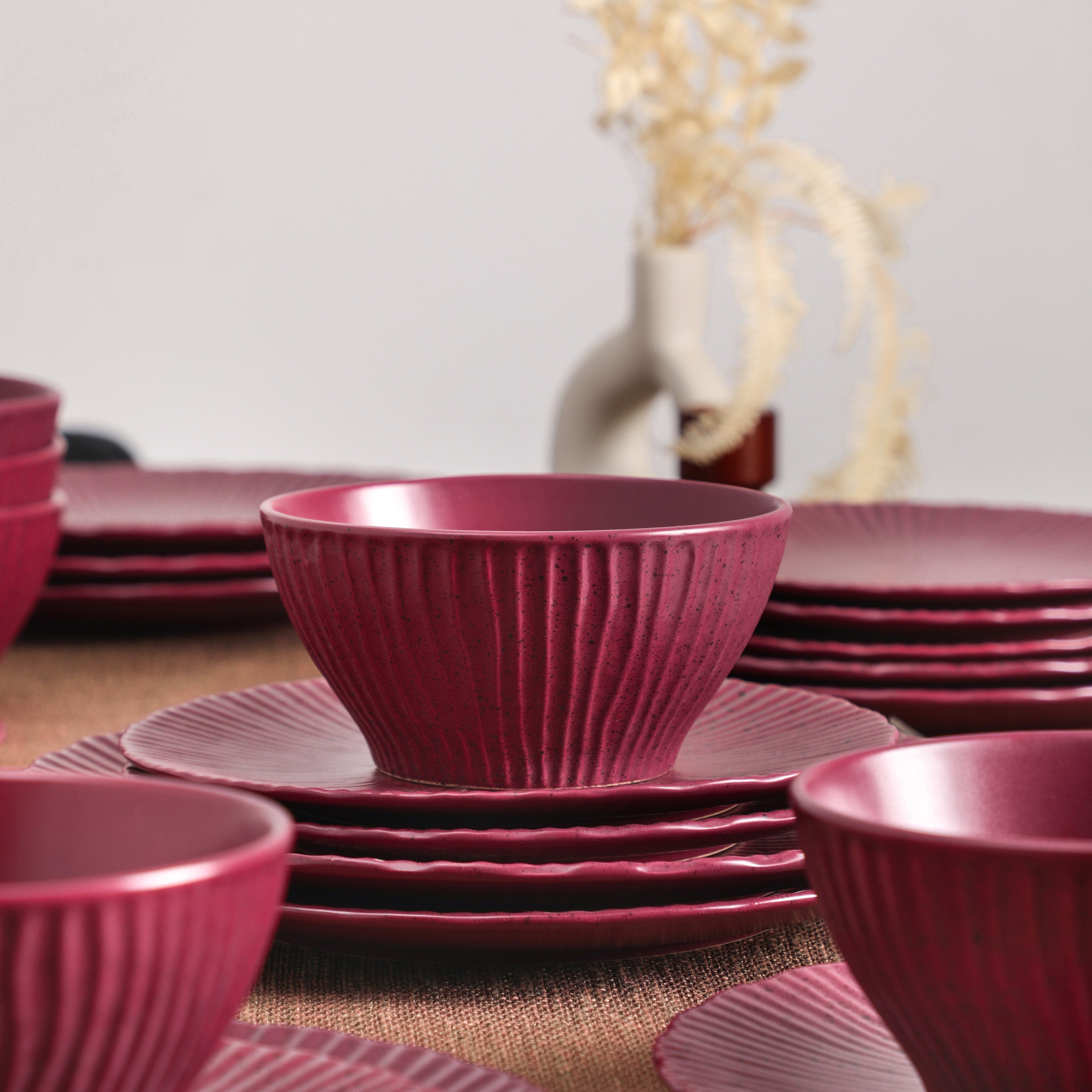 Arlo Stoneware Dinnerware Set