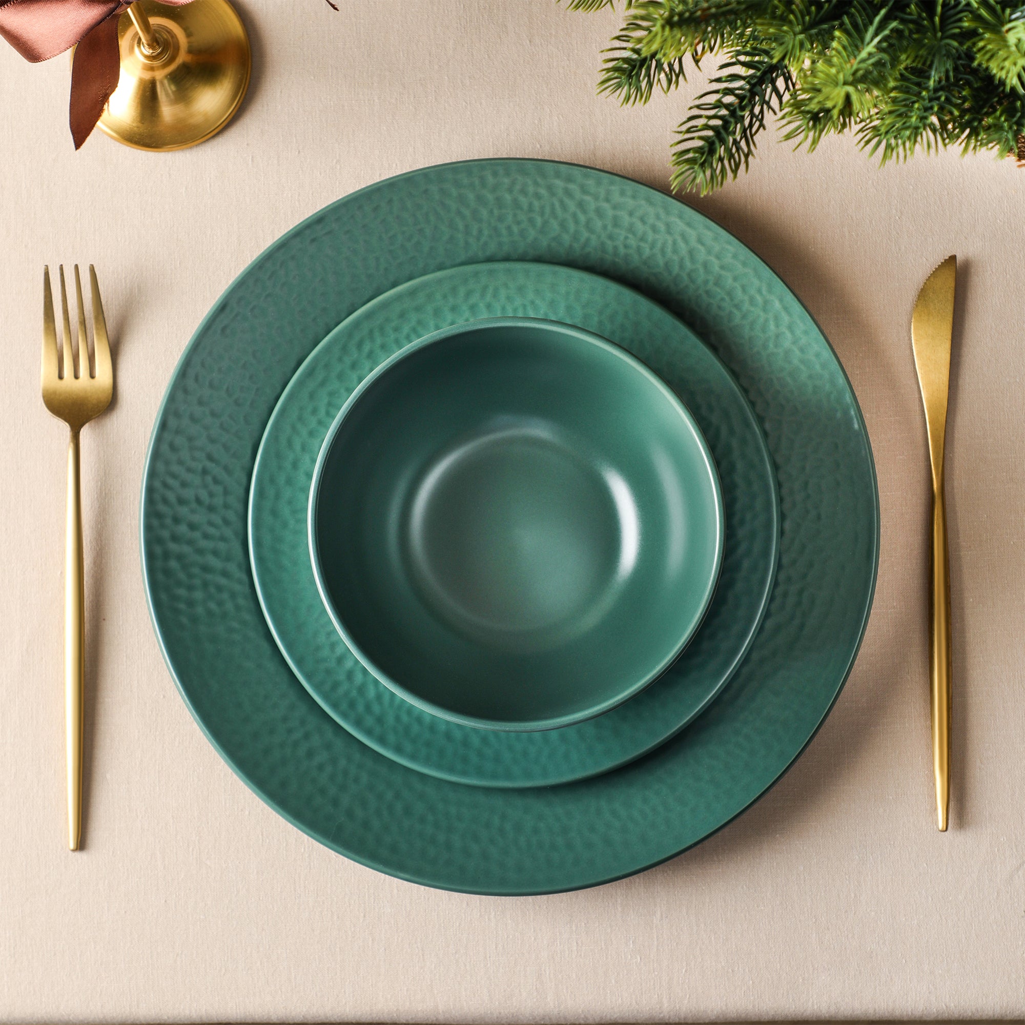 Topaz Stoneware Dinnerware Set