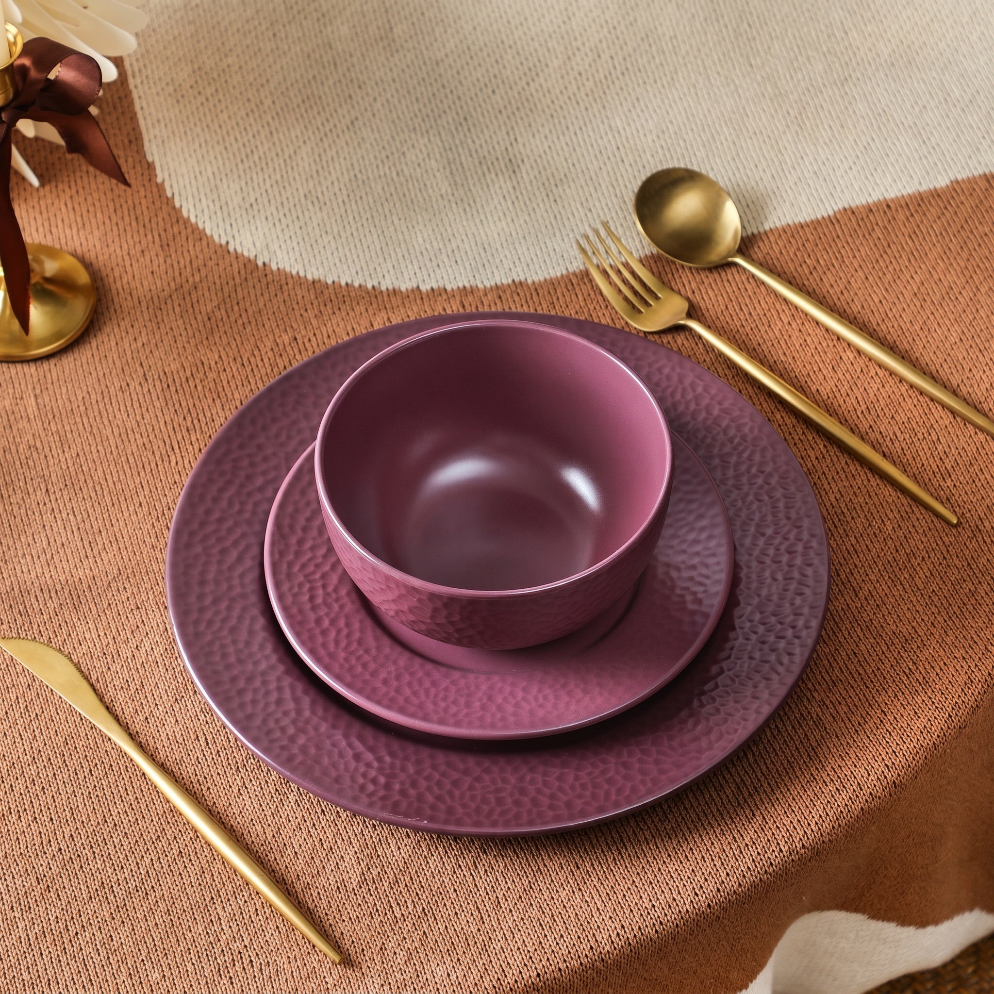 Topaz Stoneware Dinnerware Set