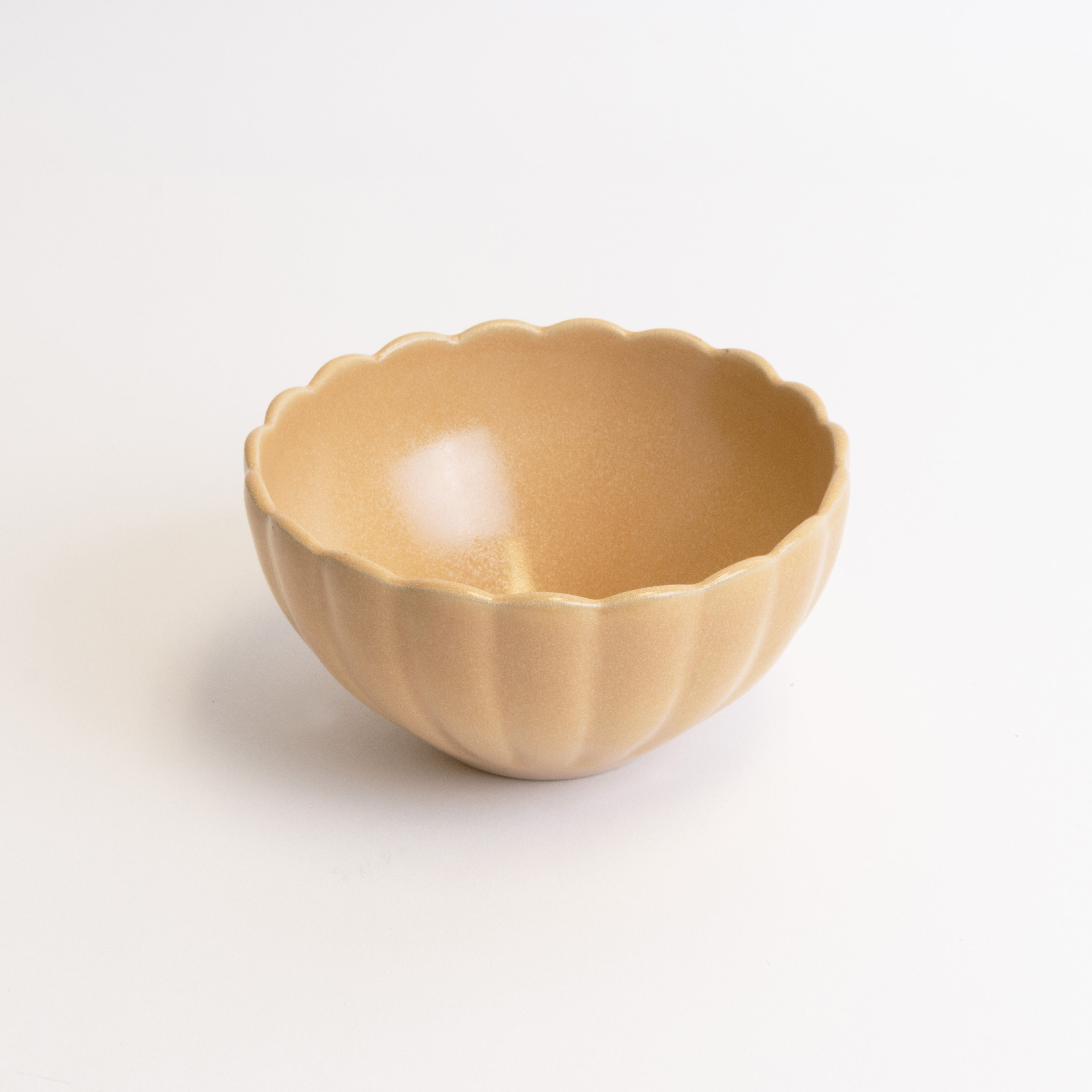 Dhalia Stoneware Bowl - Camel