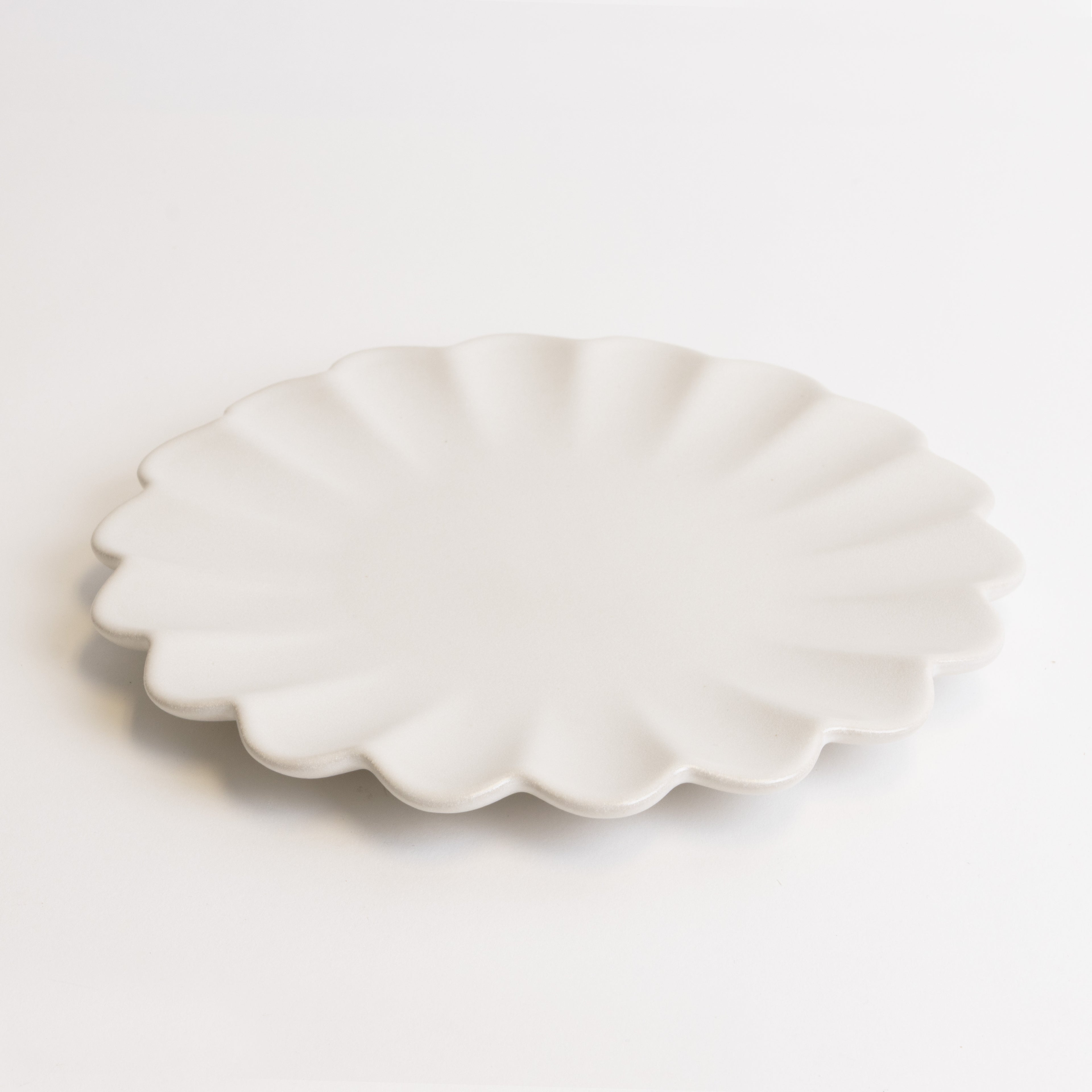 Dhalia Stoneware Salad Plate - White