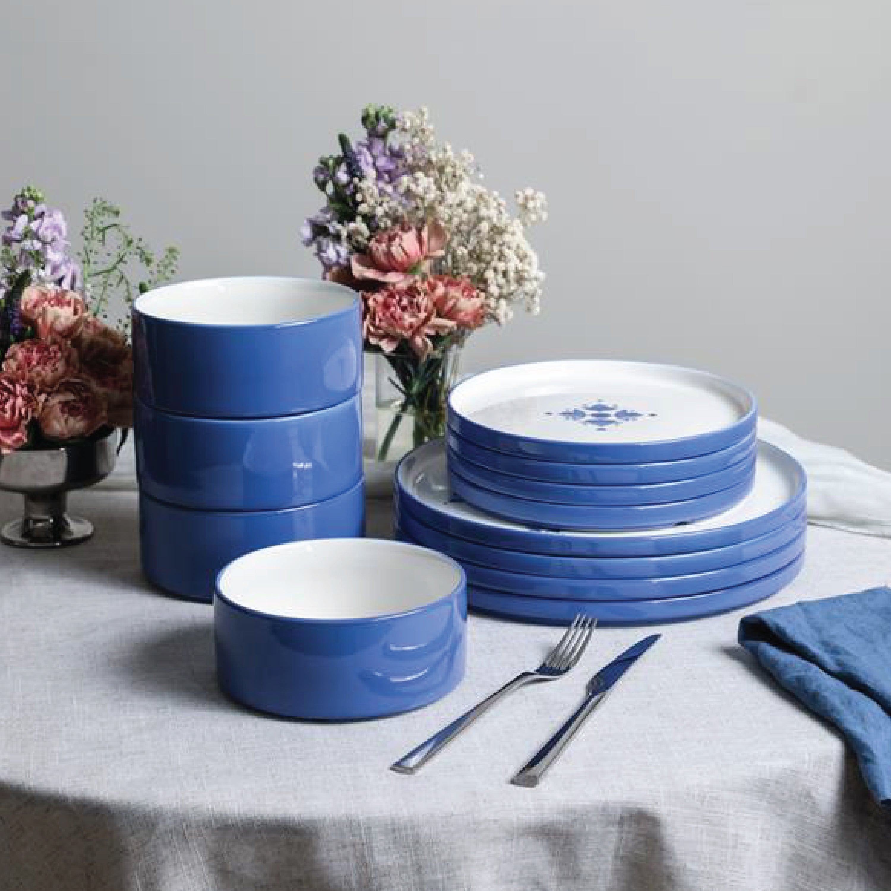Cobalt Porcelain Dinnerware Set - Blue