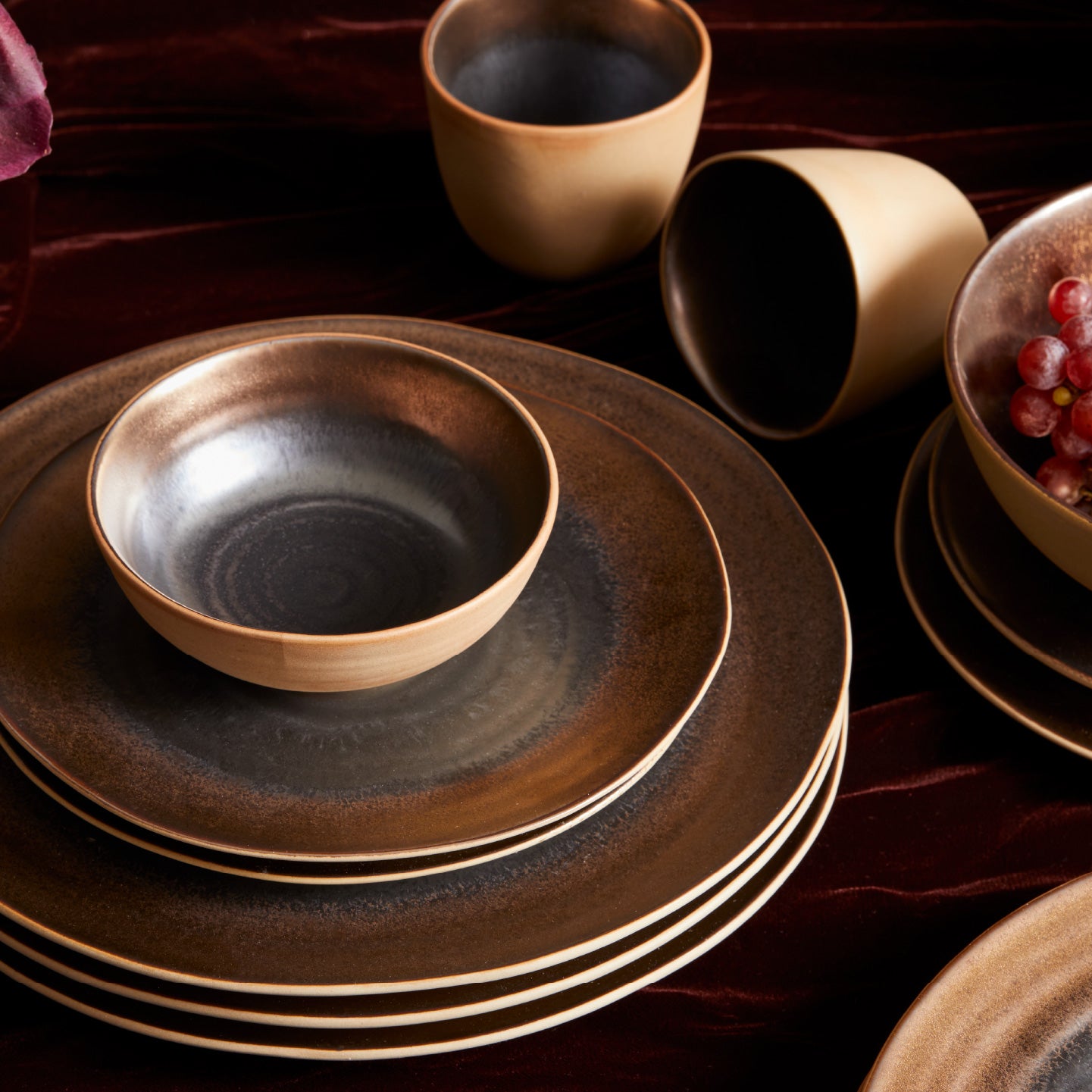 Akita Stoneware Bowl - Copper