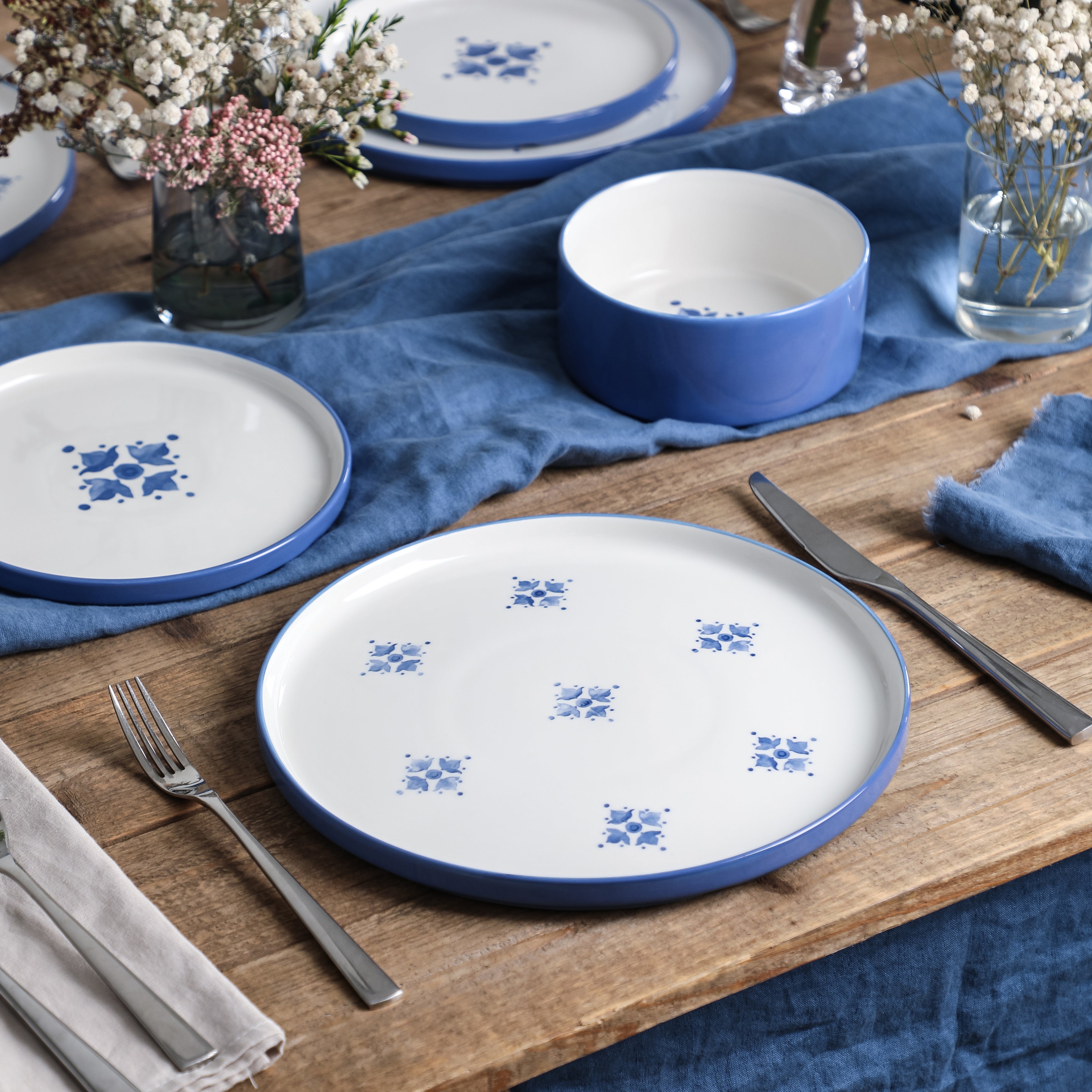 Cobalt Porcelain Dinnerware Set - Blue