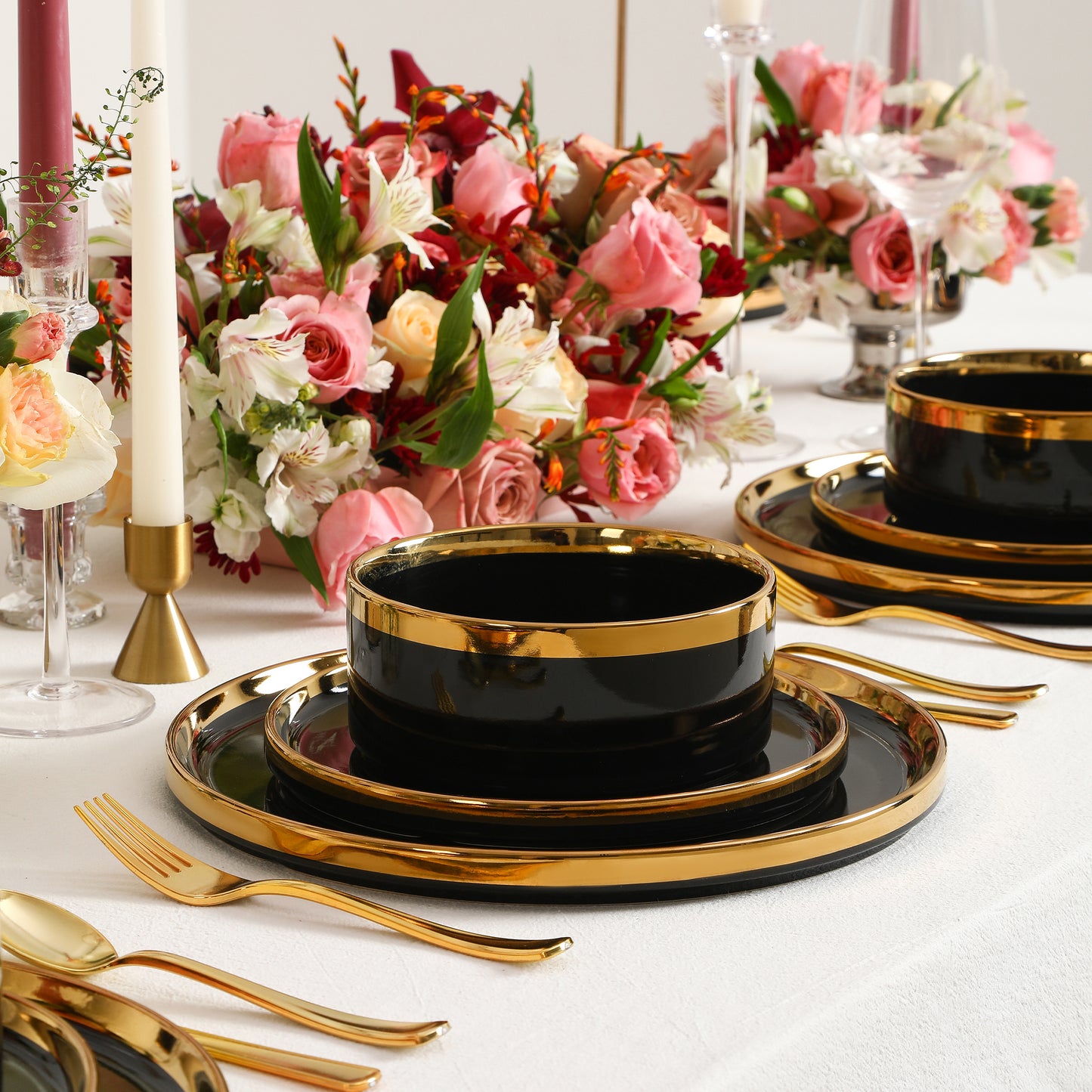 Black And Gold Dinnerware Sets: Elevate Your Dining Style 2 Black And Gold Dinnerware Sets: Elevate Your Dining Style