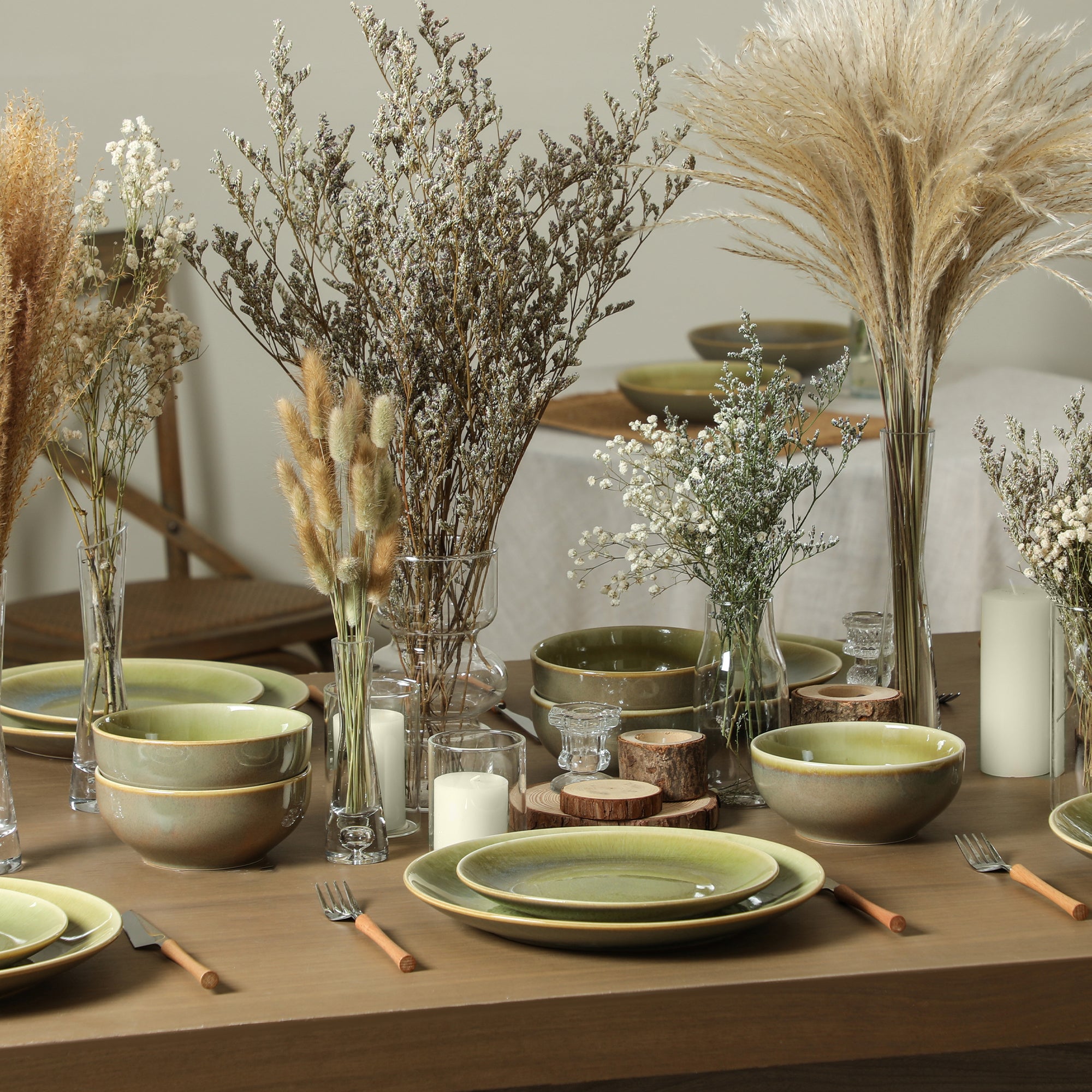 Riley Stoneware Dinnerware Set - Green and Blue