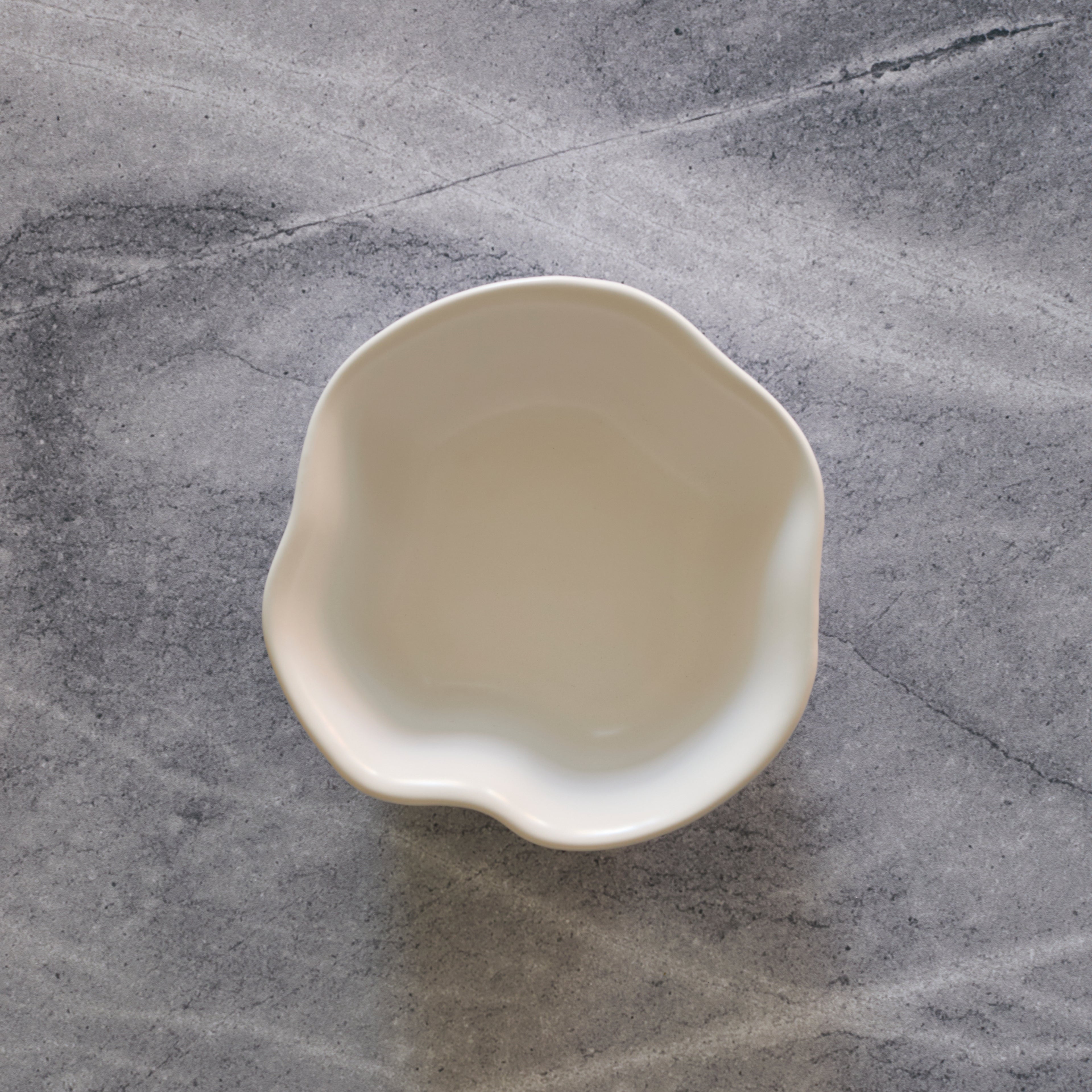 Amorphous Stoneware Bowl Set - White