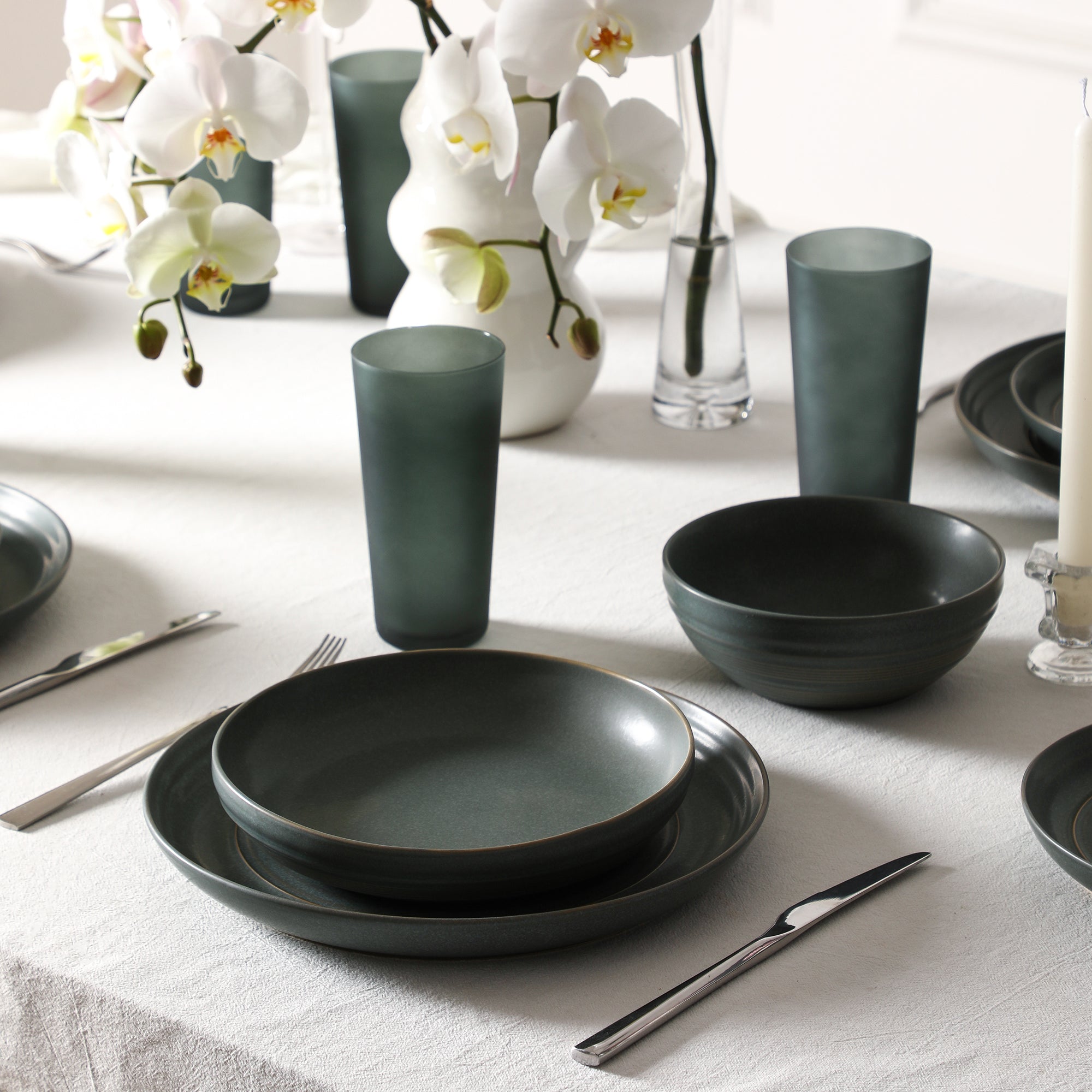 Elio Stoneware Dinnerware Set - Green