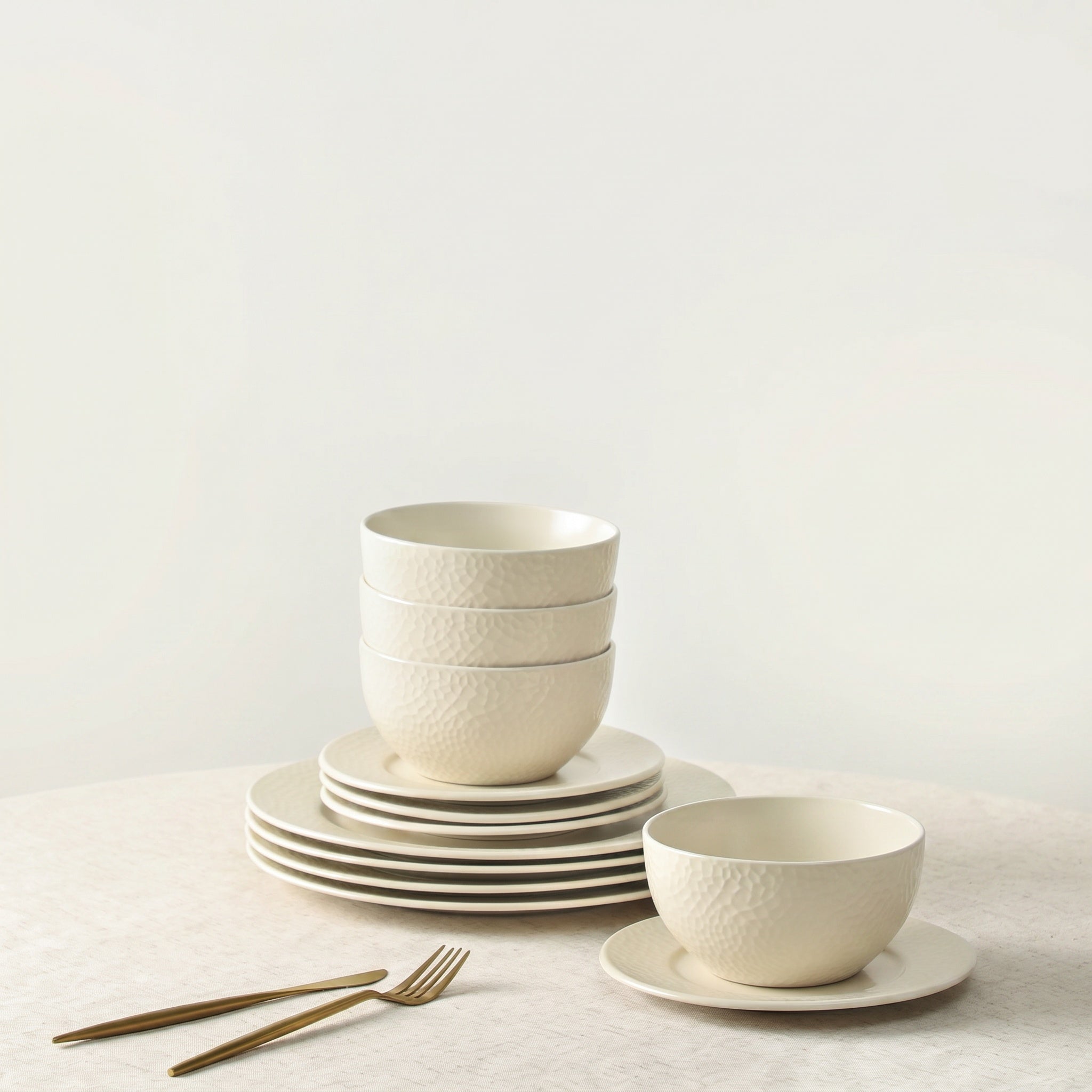 Topaz Stoneware Dinnerware Set