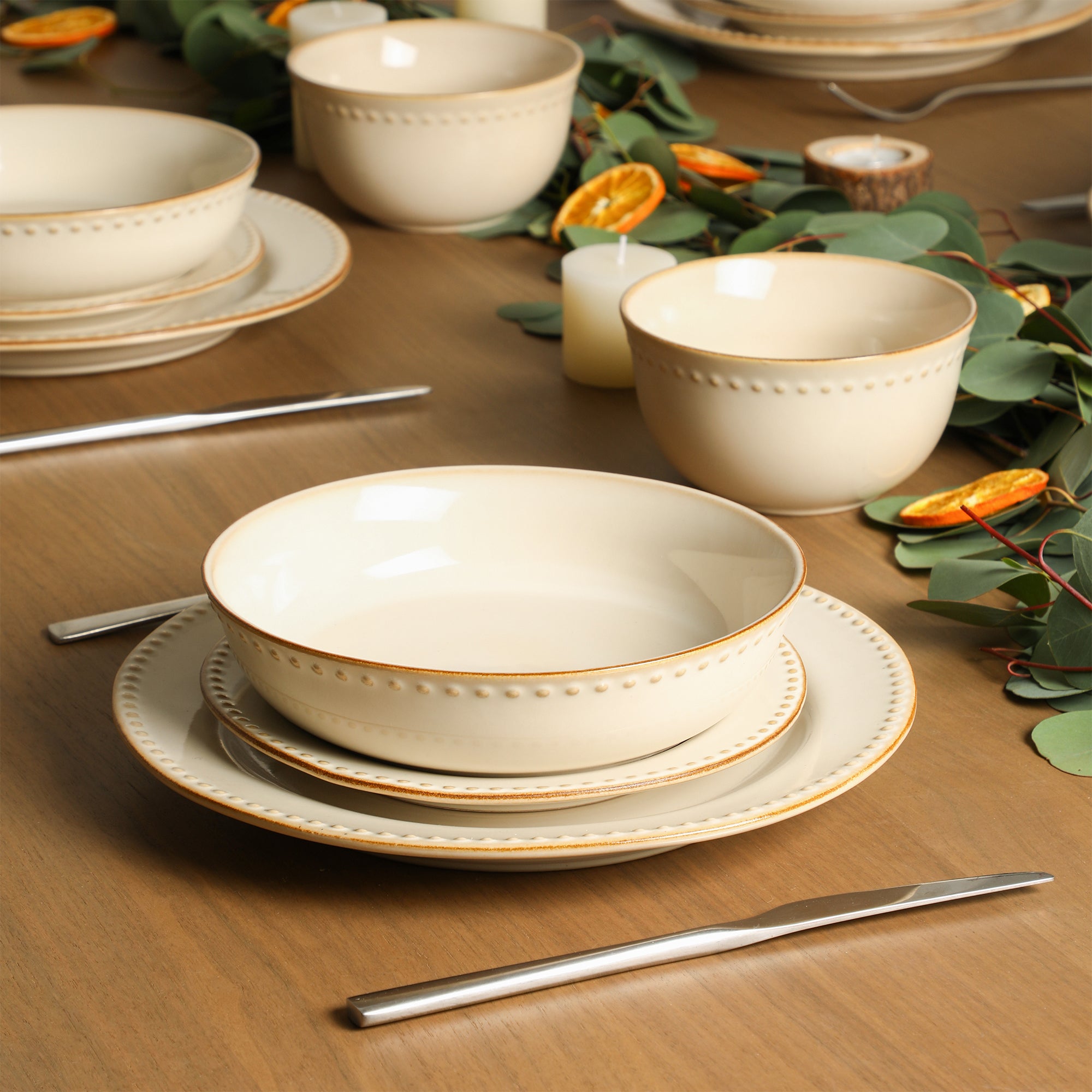 Comet Stoneware Salad Plate Set - Cream
