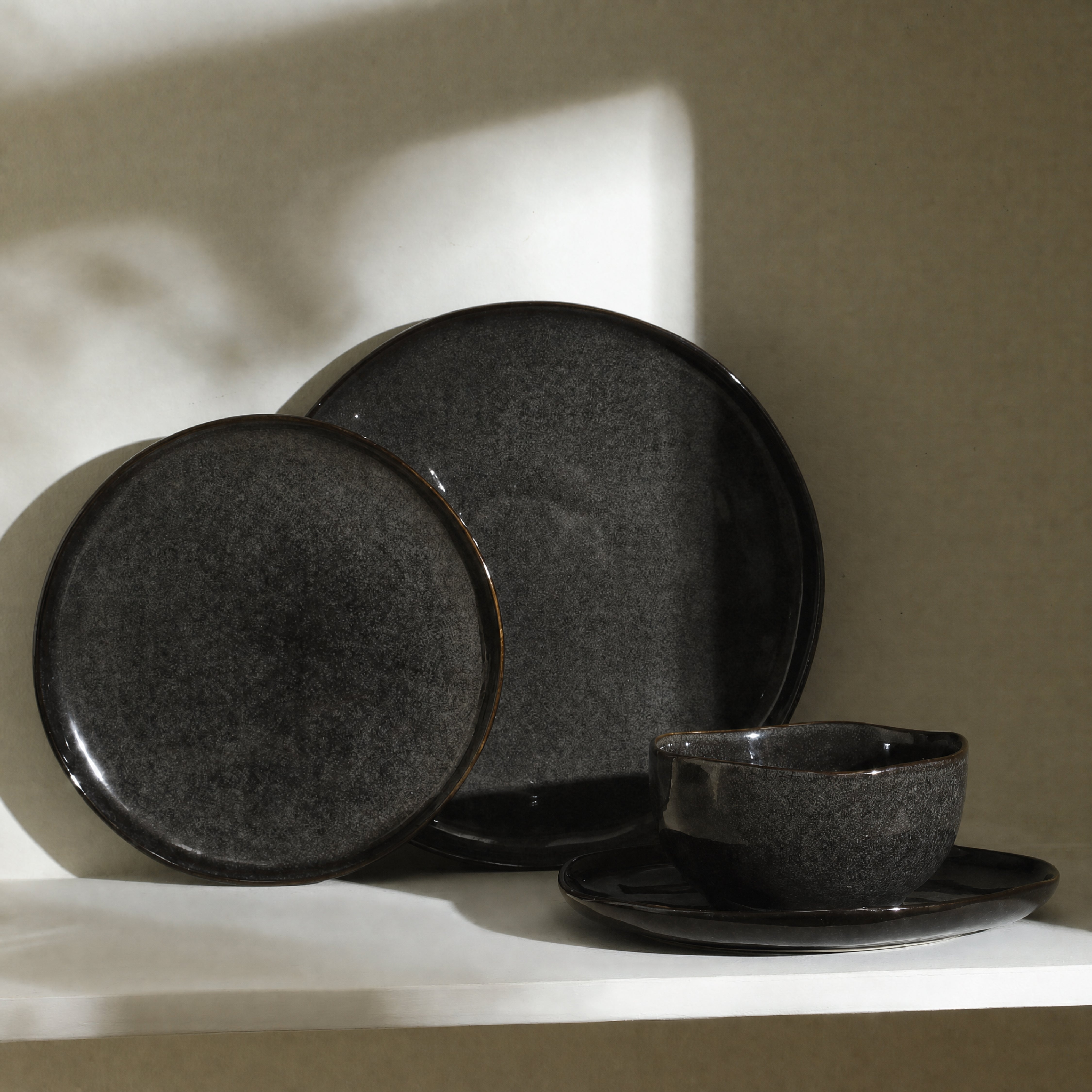 Mirella Stoneware Dinnerware Set - Charcoal – stonelain.co