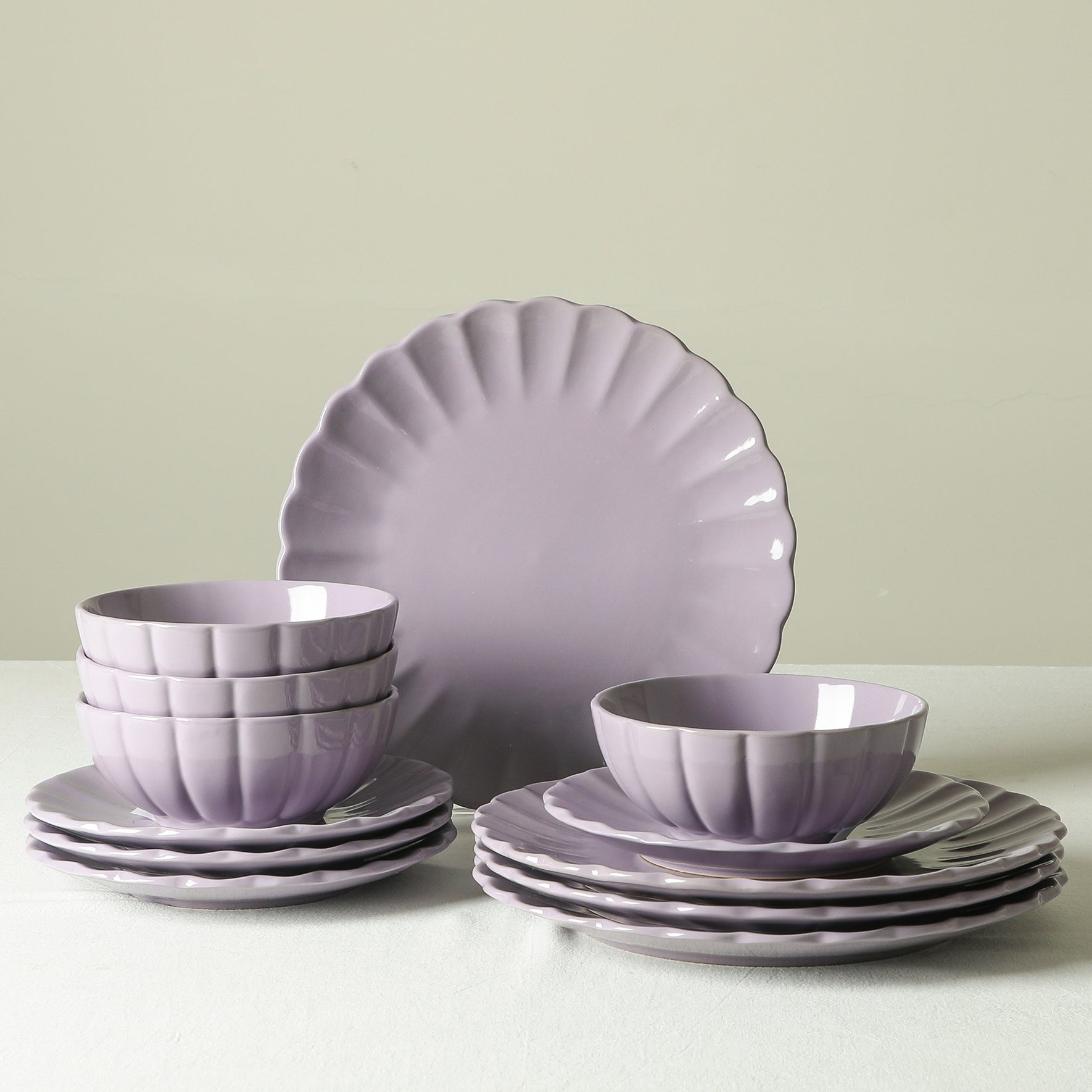 Phoenix Stoneware Dinnerware Set - Lilac