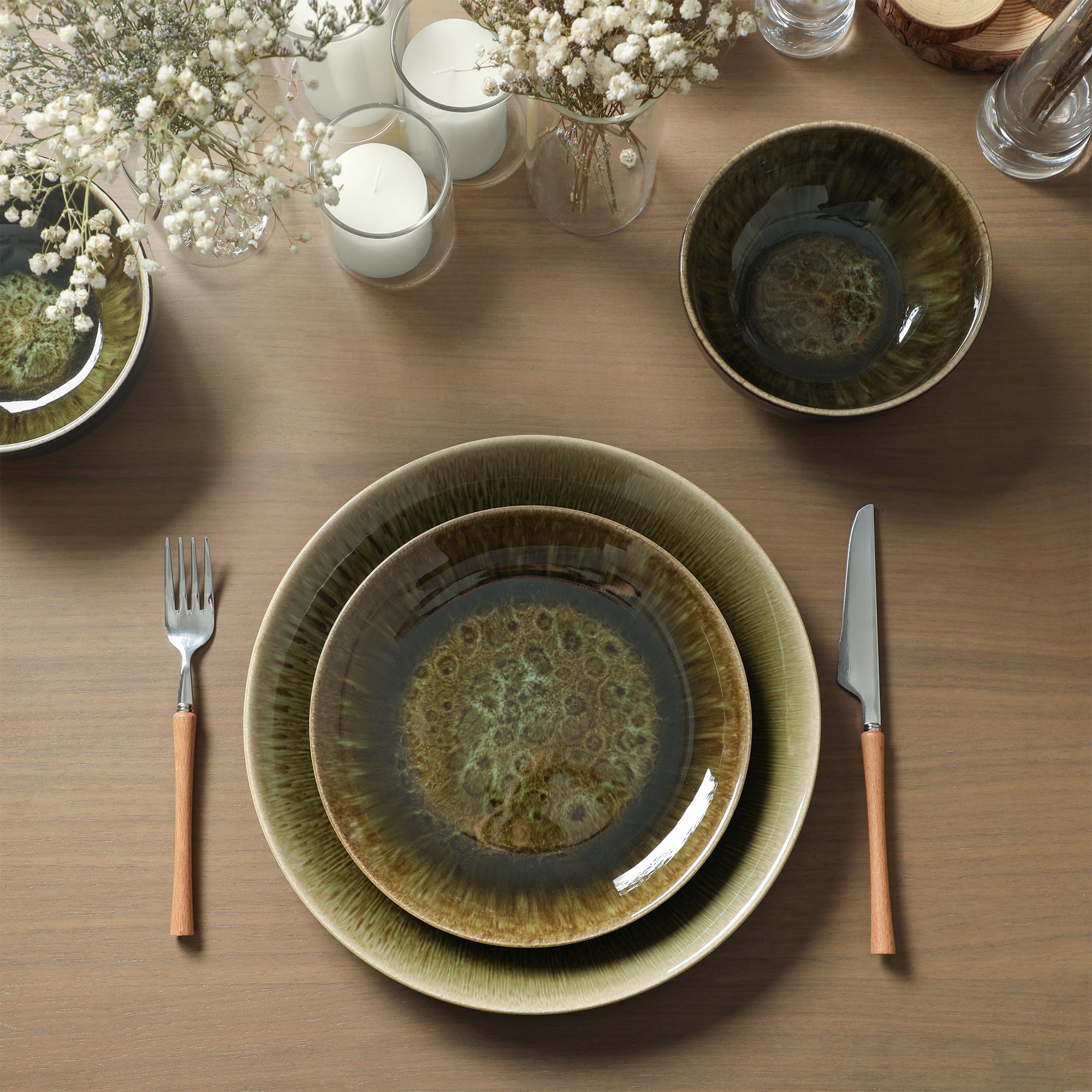 Riley Stoneware Dinnerware Set - Black and Green