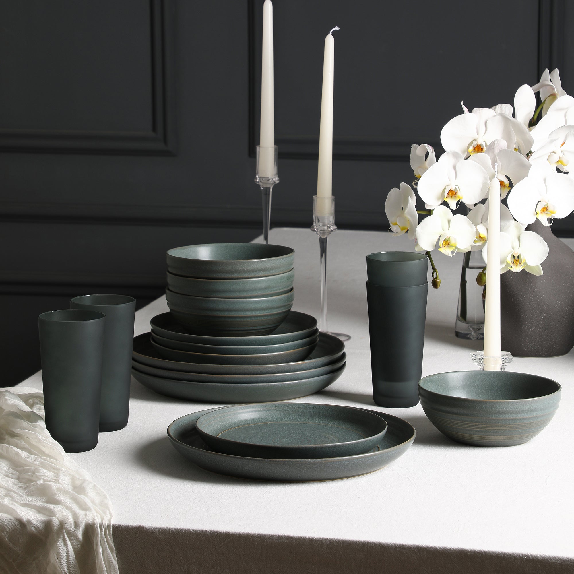 Elio Stoneware Dinnerware Set - Green
