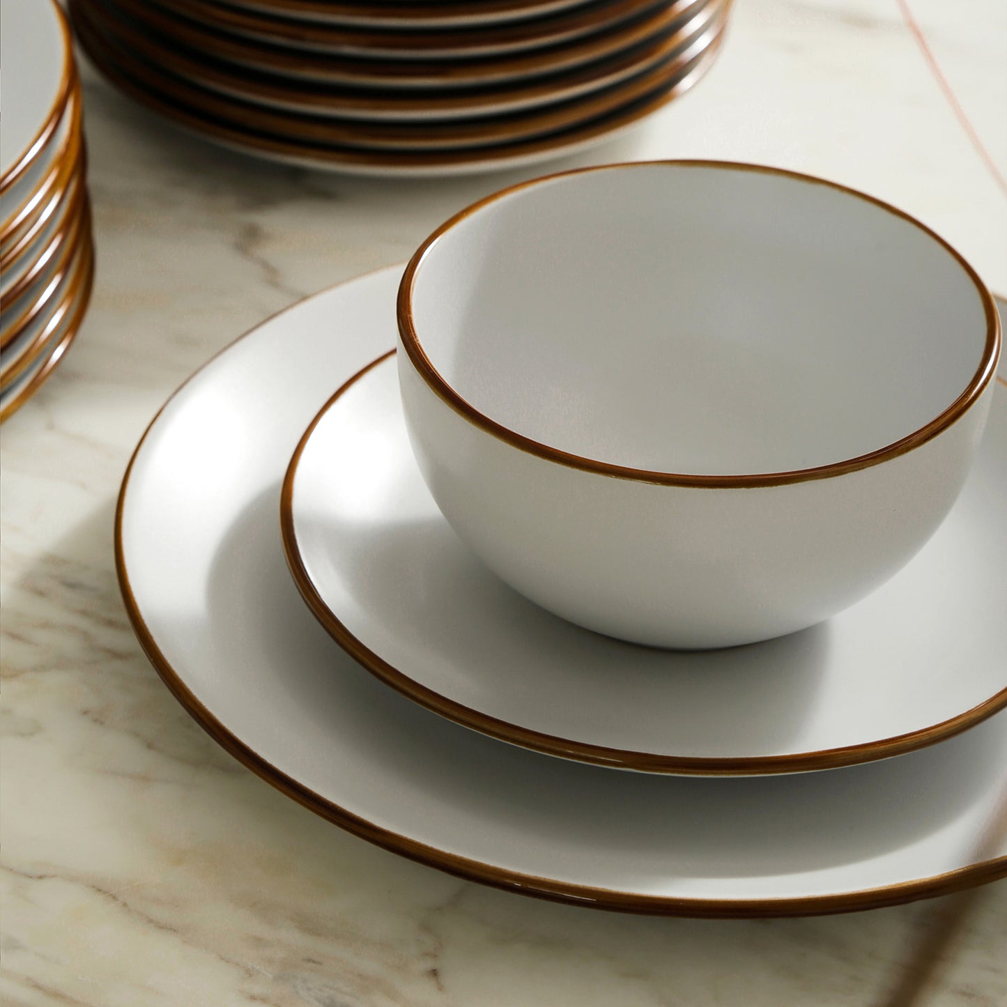 Brasa Stoneware Dinnerware Set - White